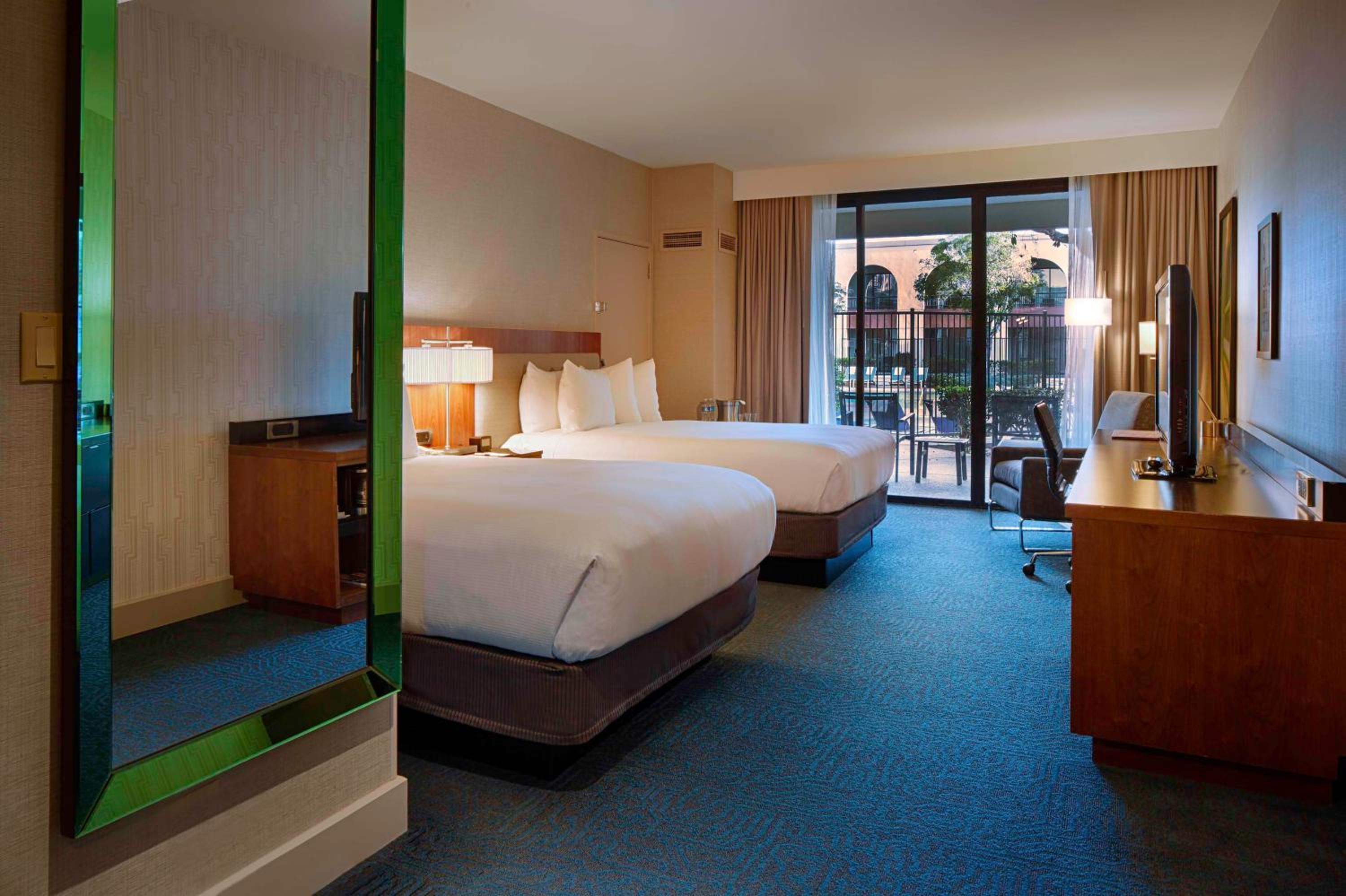 Double Room with Two Double Beds with Pool View - Photo 1
