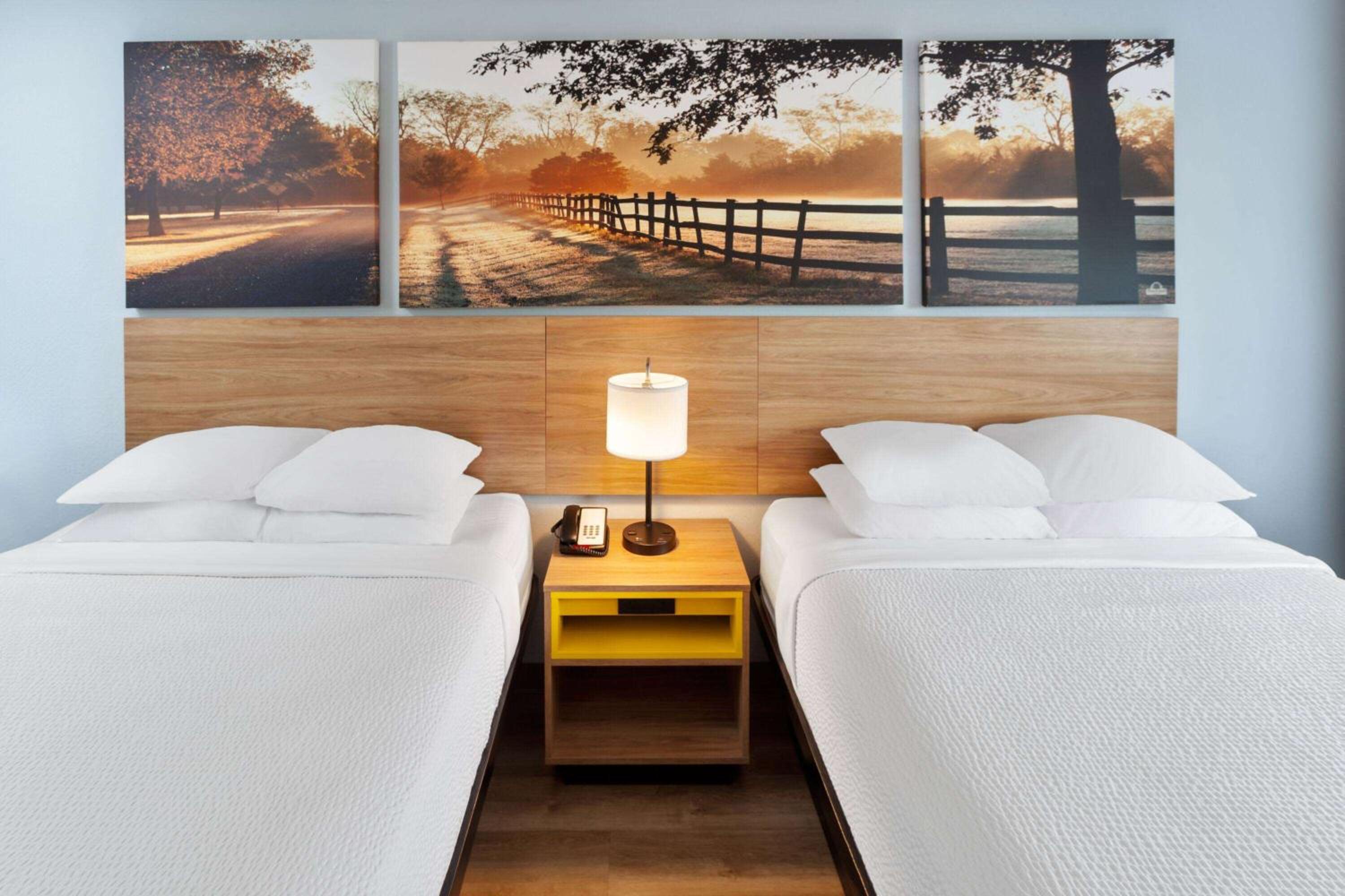 Queen Room with Two Queen Beds - Pet Friendly/Non-Smoking