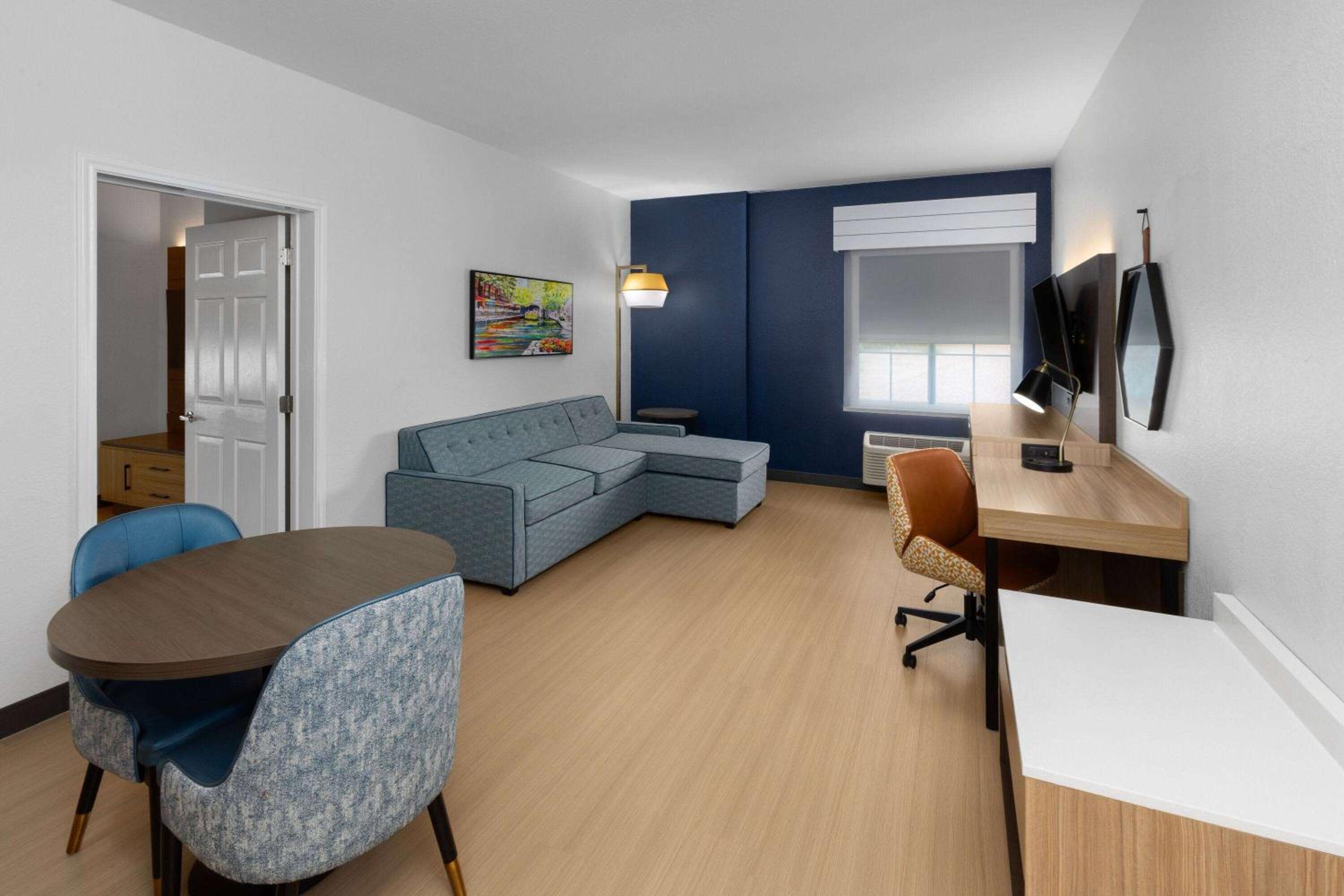 Family Suite - Photo 1