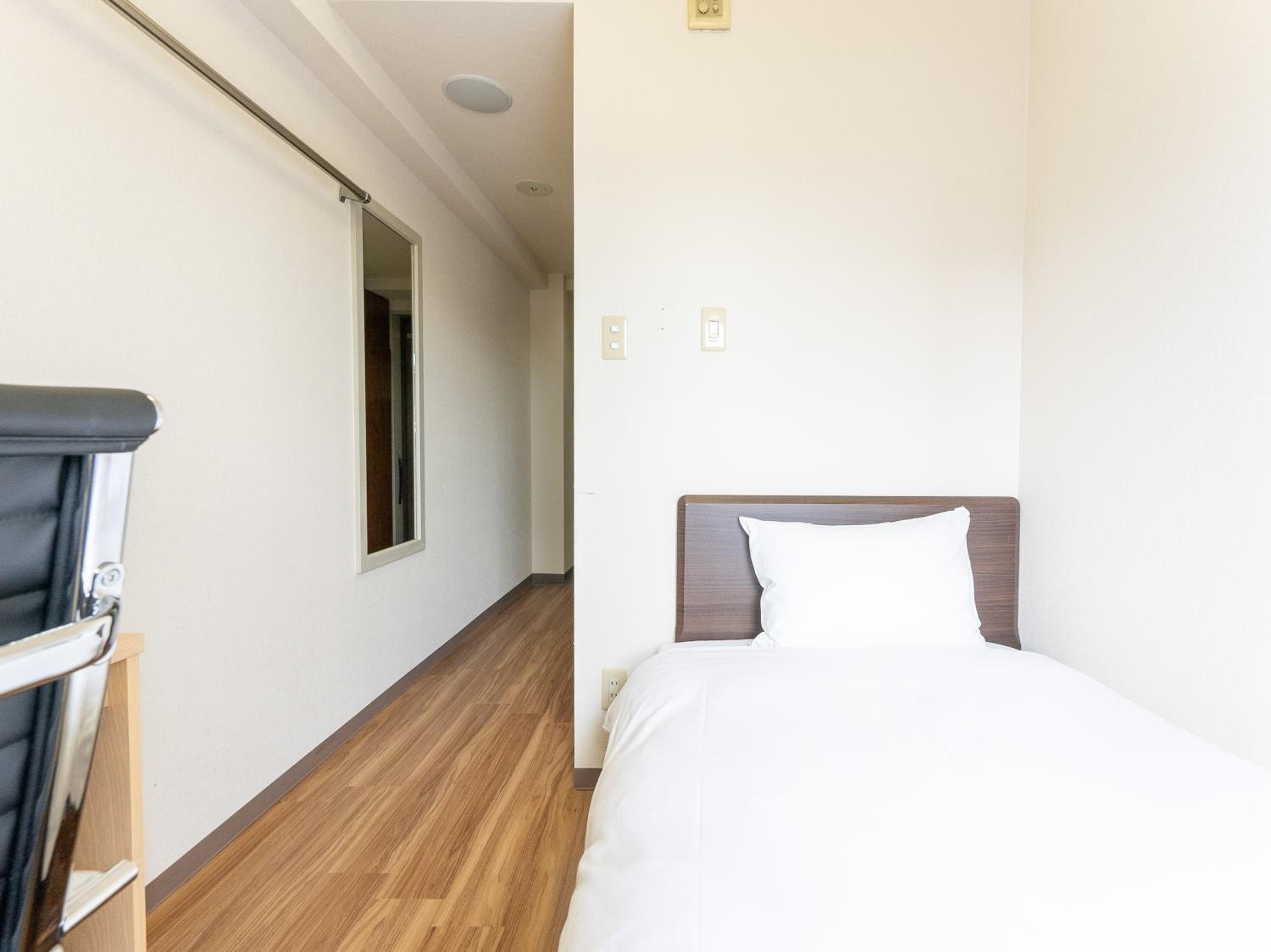 Single Room Nonsmoking photo 3