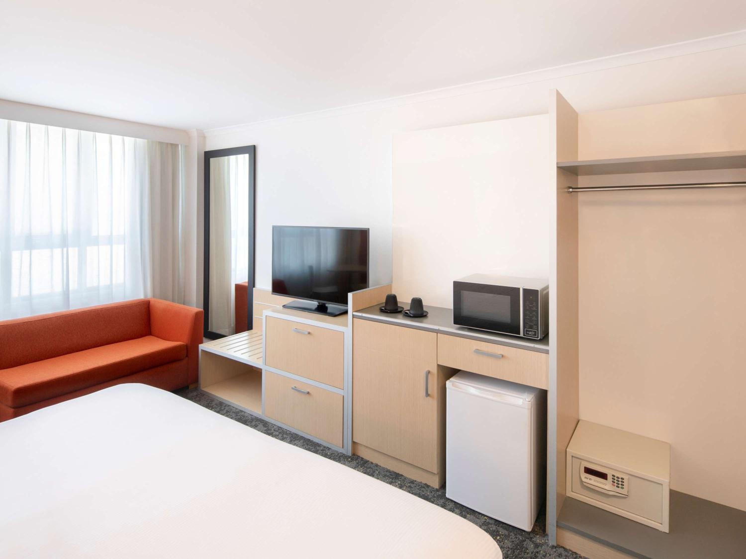 Standard King Room - Photo 1