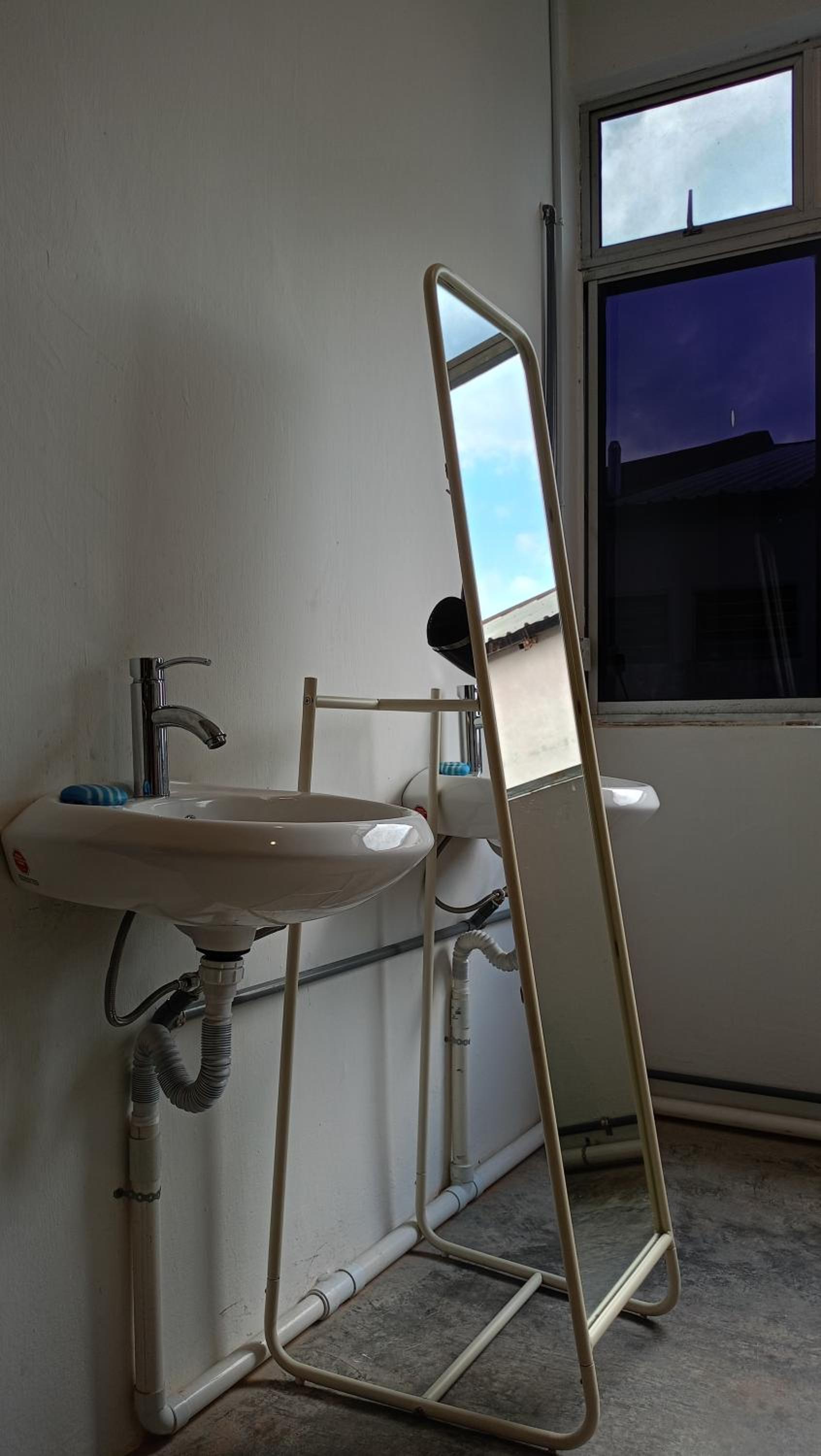 Single Bed in Dormitory Room photo 2