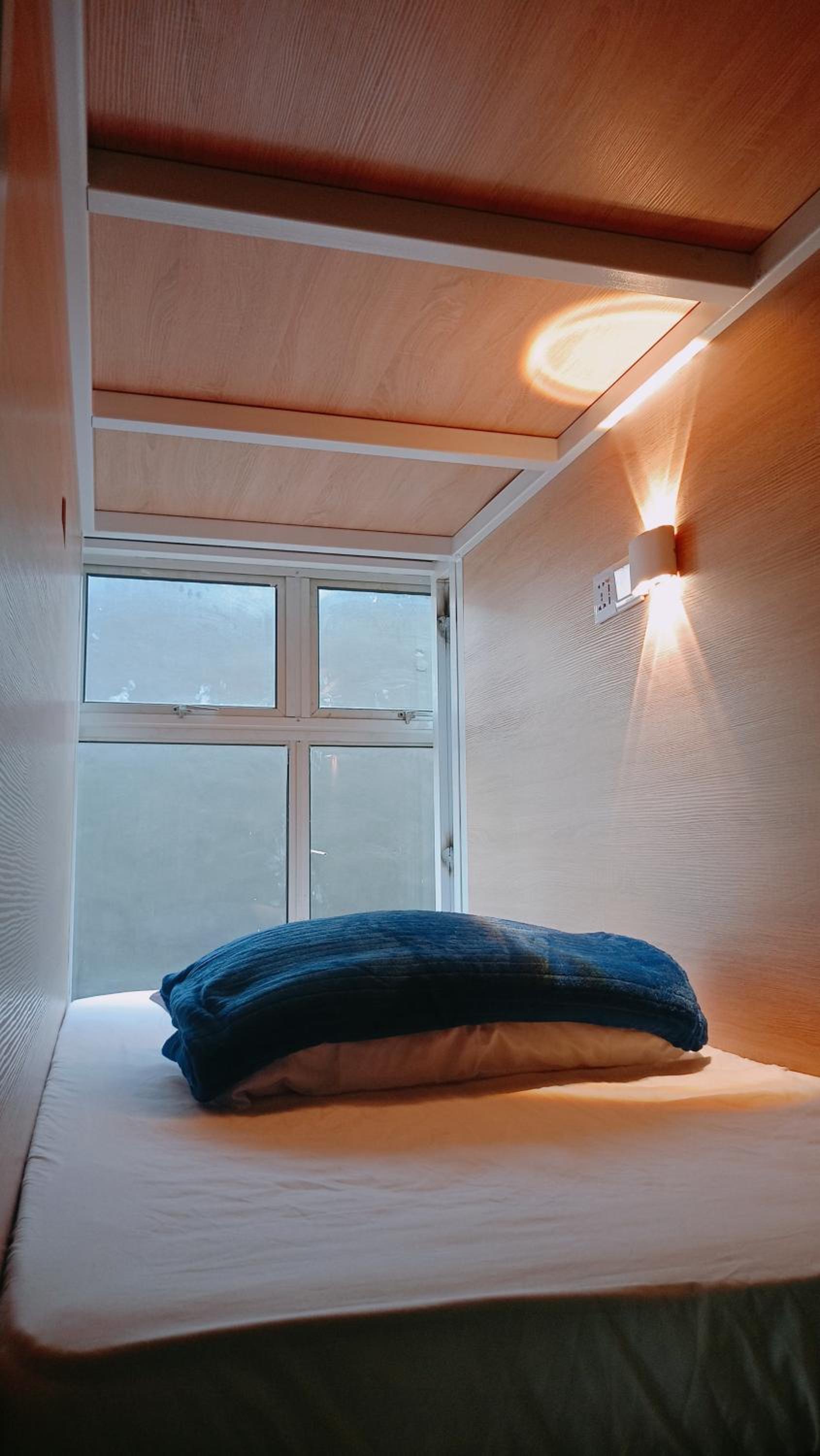 Single Bed in Mixed Dormitory Room photo 3