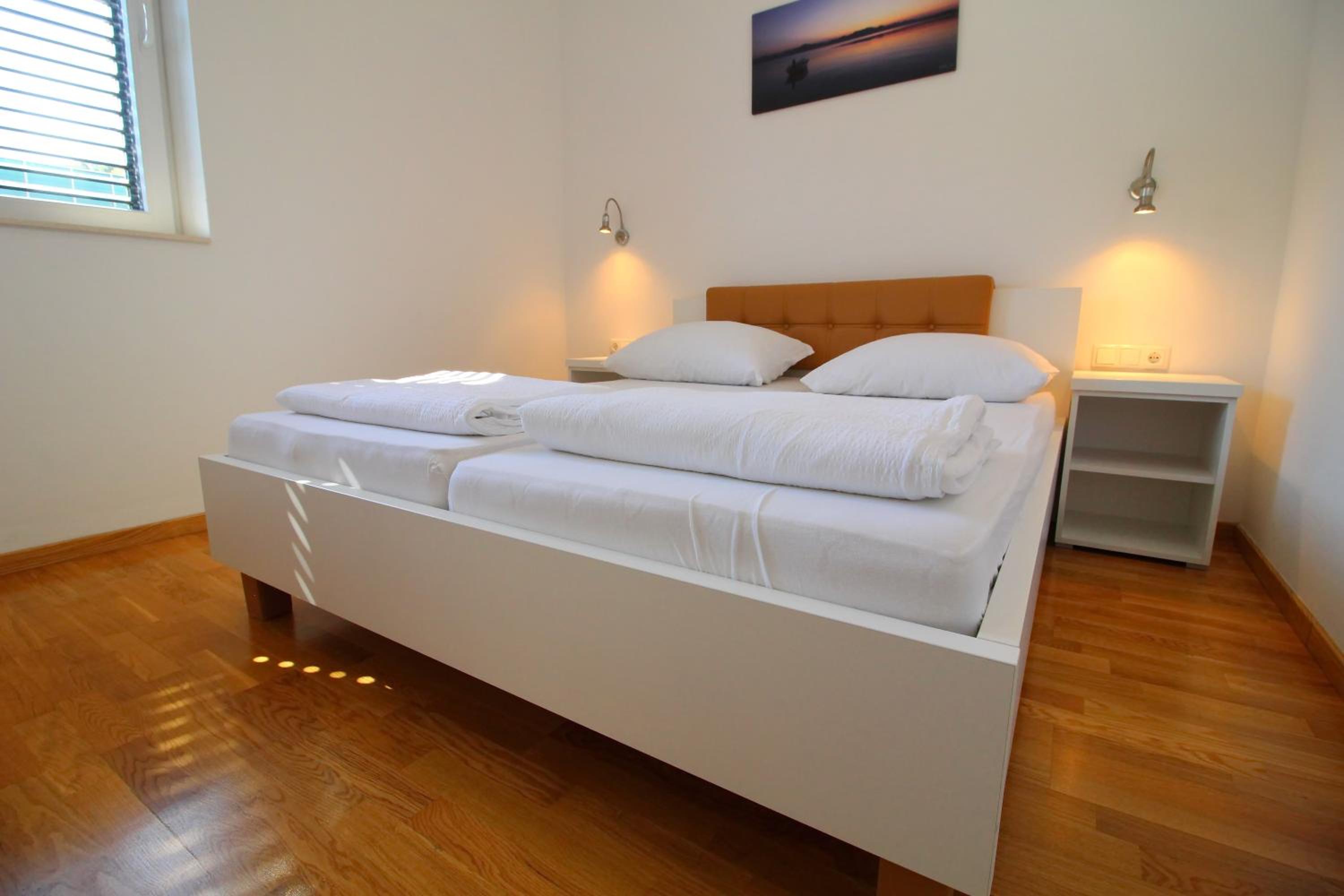 Comfort One Bedroom Apartment photo 1