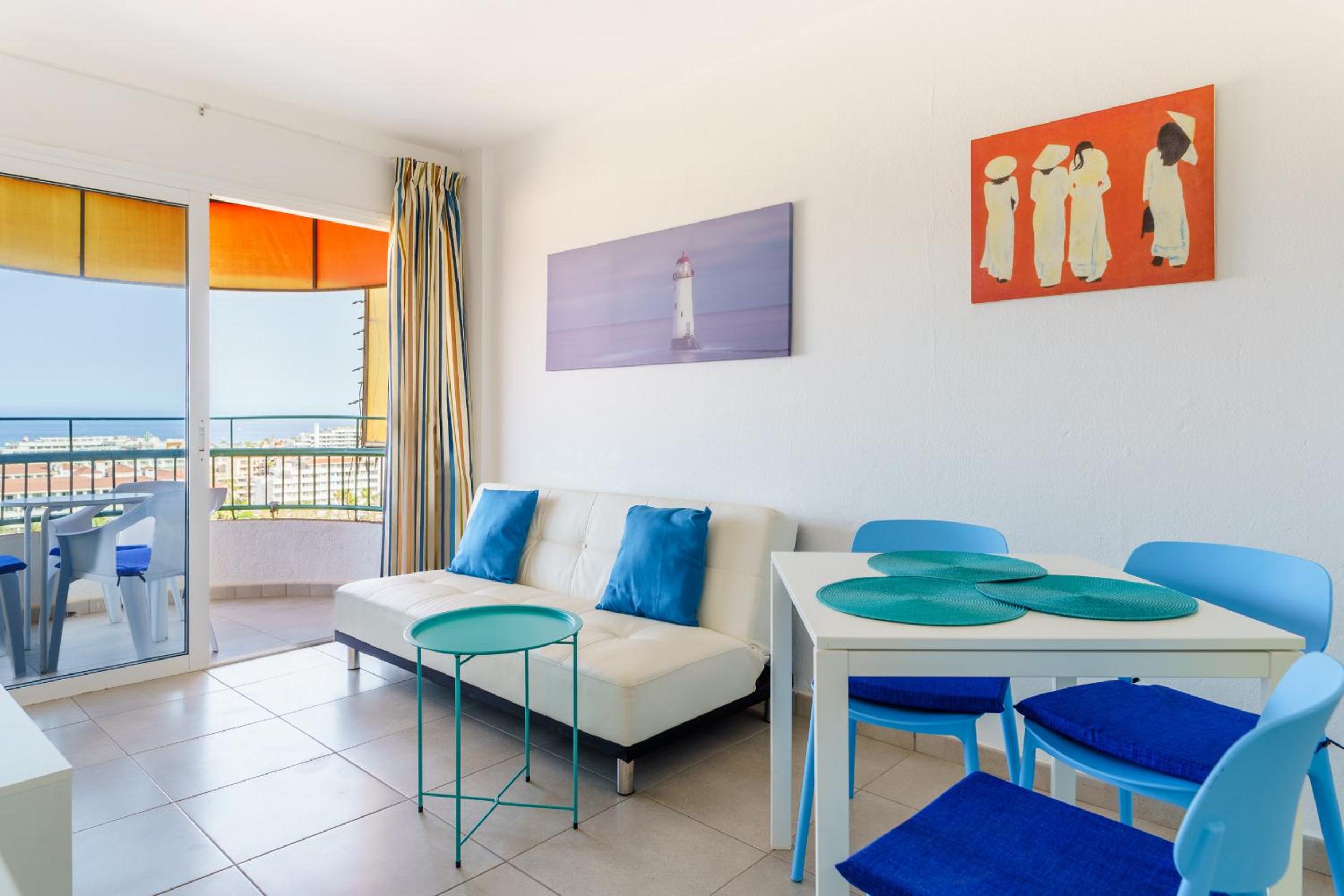 Apartamento con Balcón