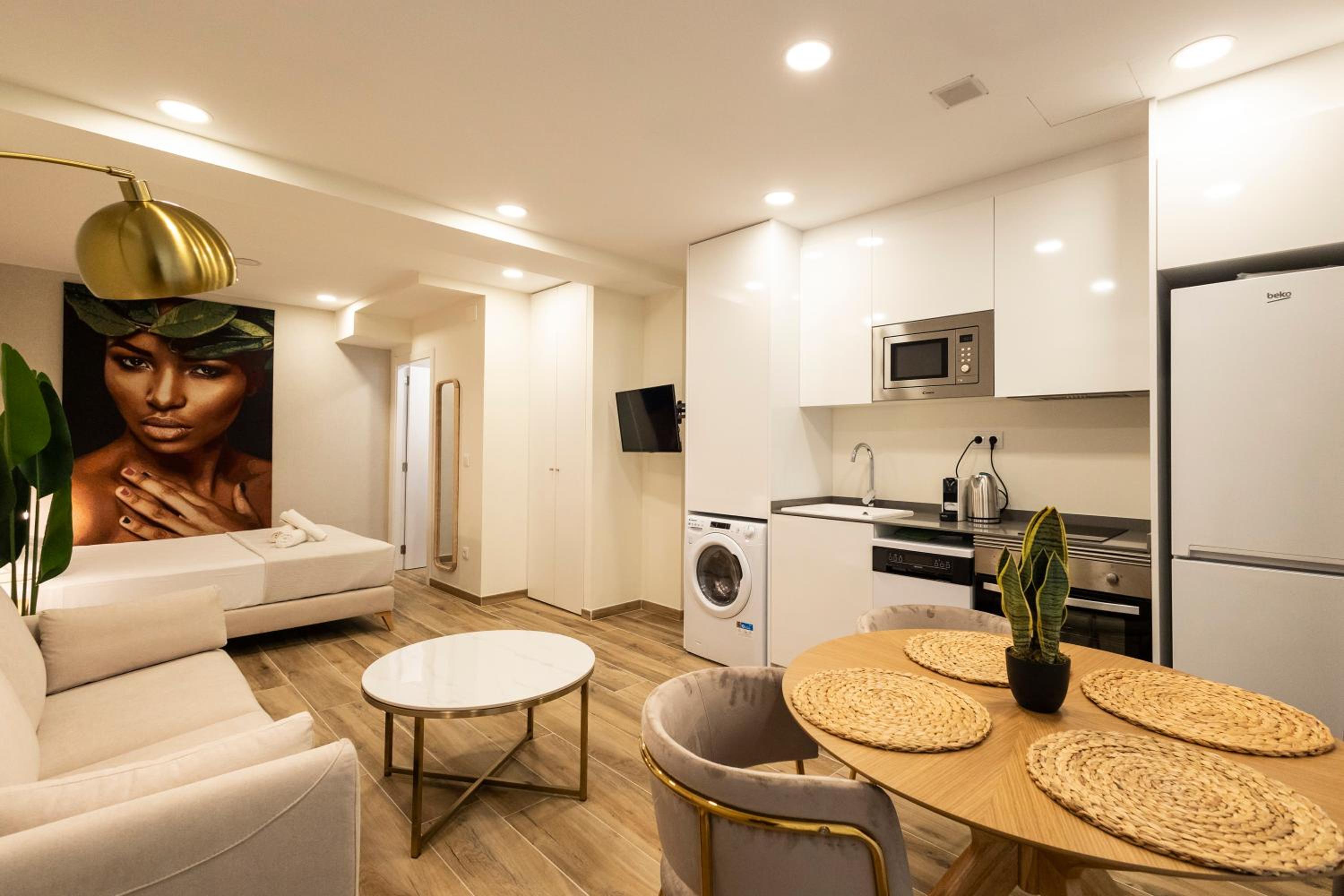 Estudio con terraza
