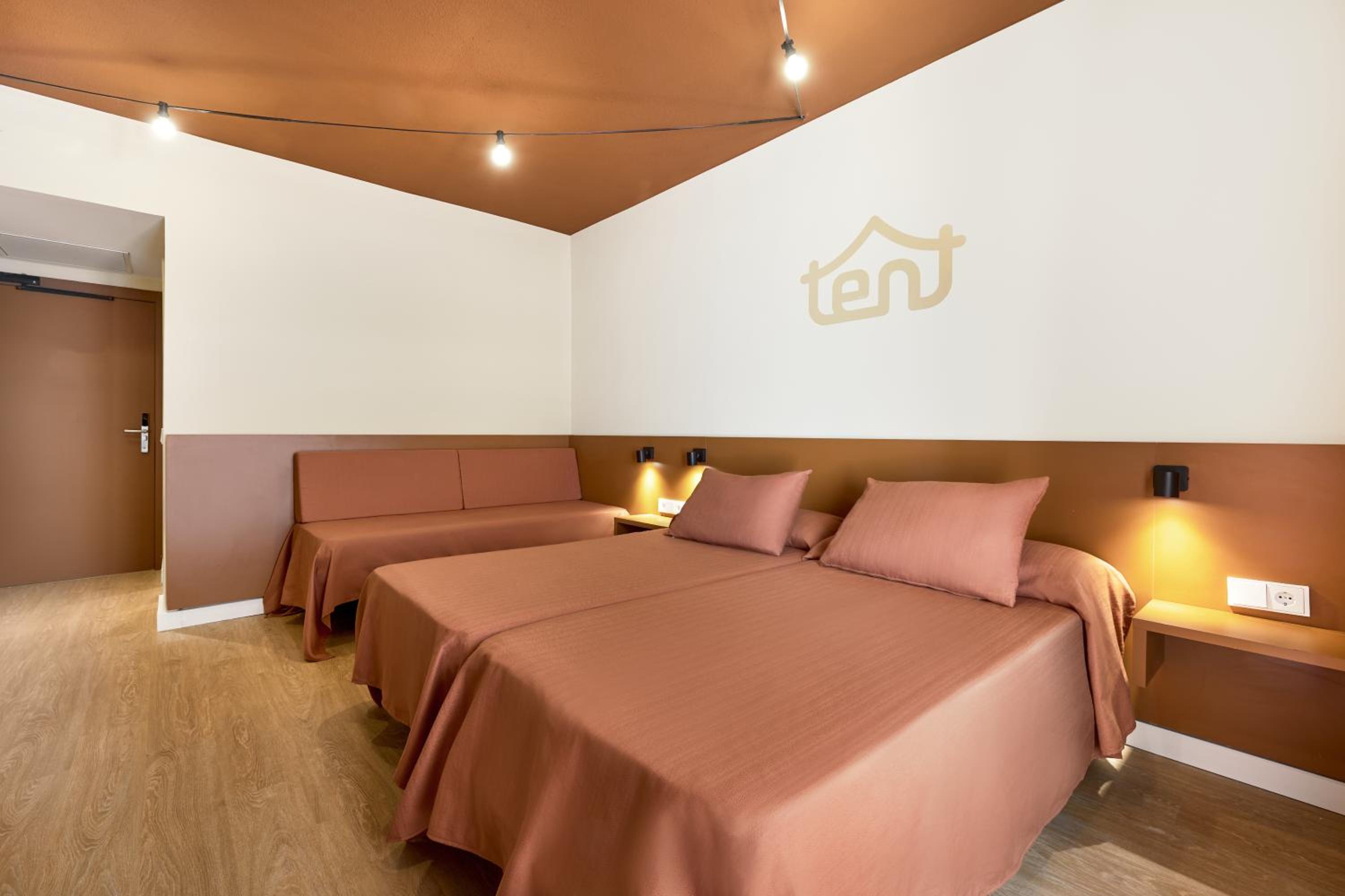 Double Room (2 Adults + 1 Child) - Bed & Unlimited Brunch - Photo 5