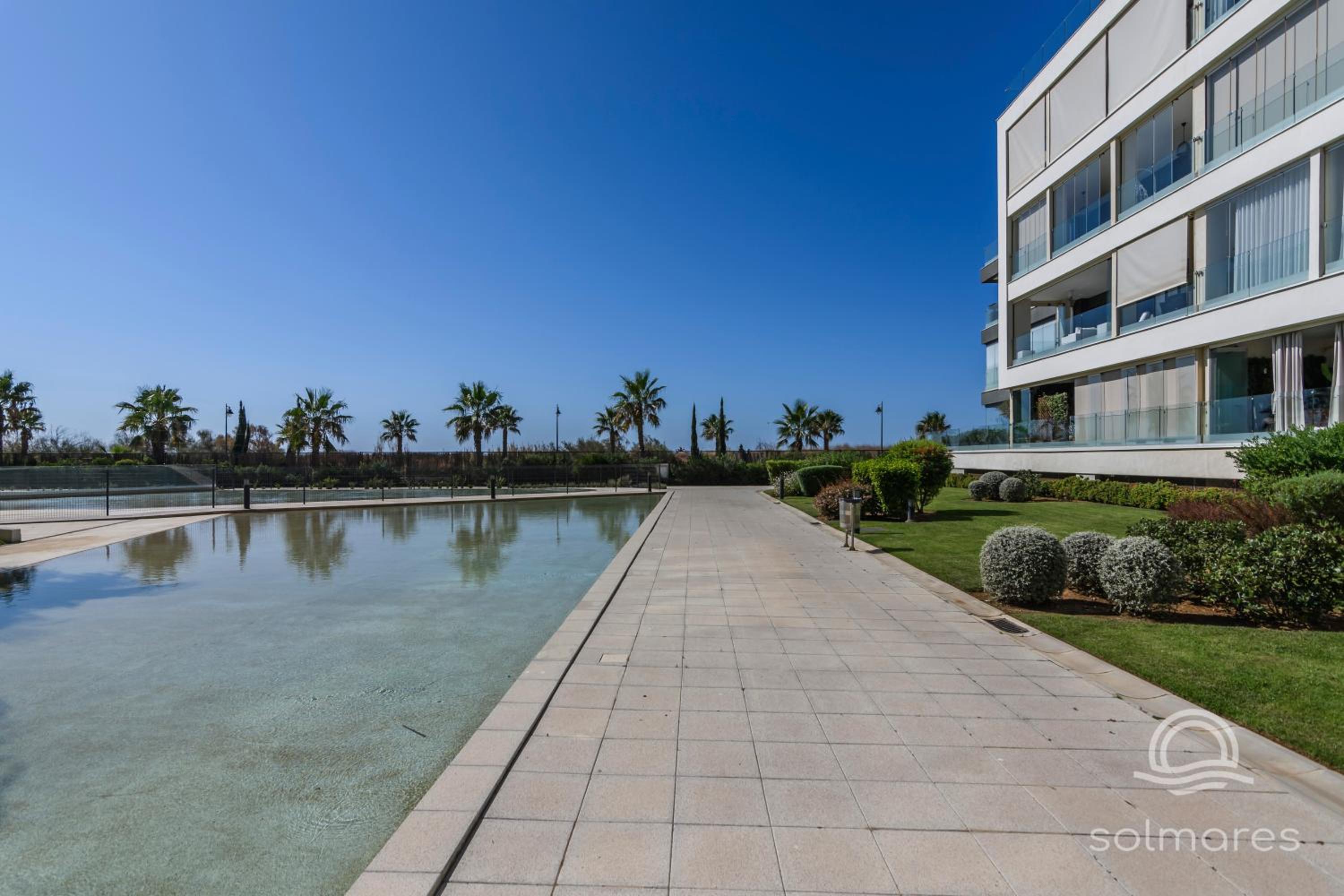 Frontal Sea View Apartment photo 3
