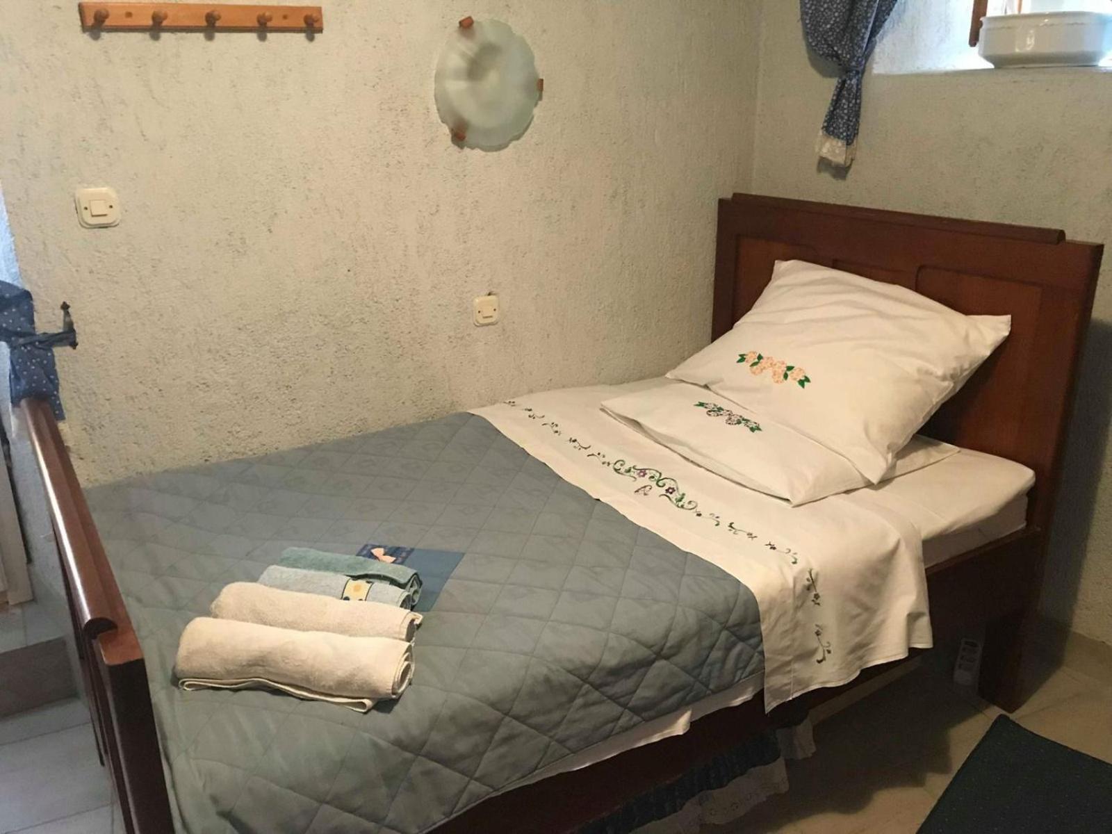 Single Room with Garden View