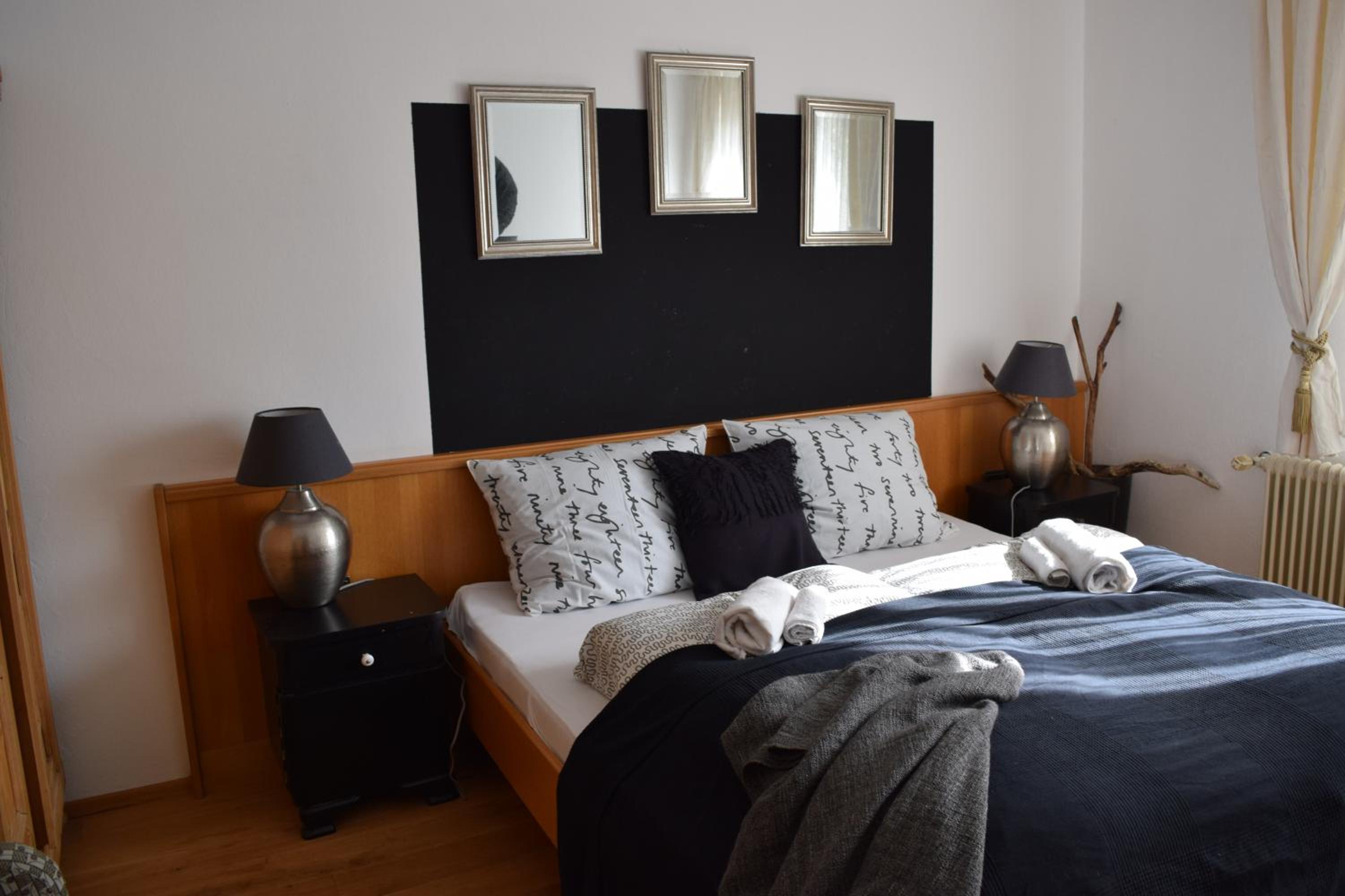 Three-Bedroom Apartment photo 1