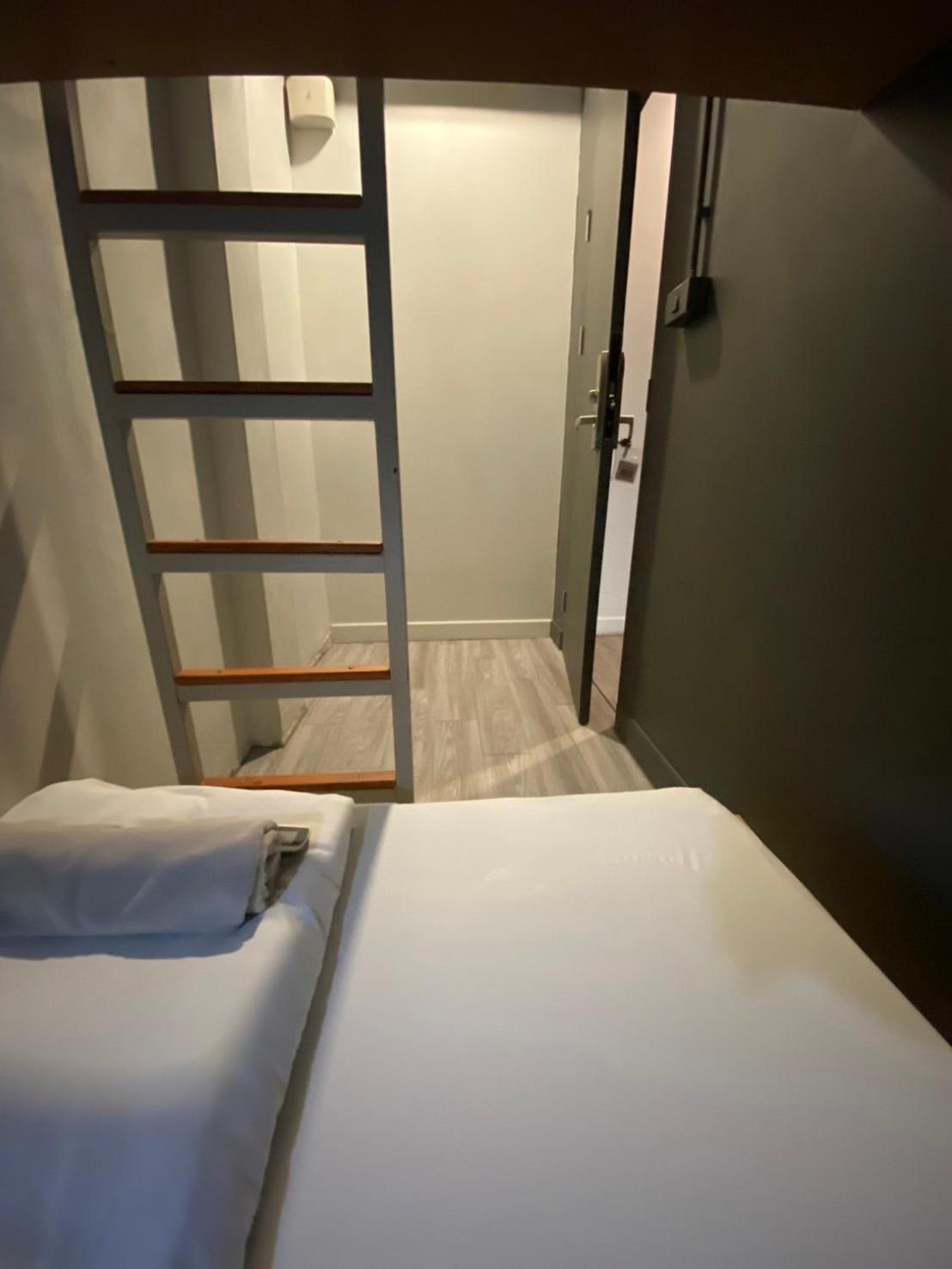 Twin Room With Shared Toilet photo 1