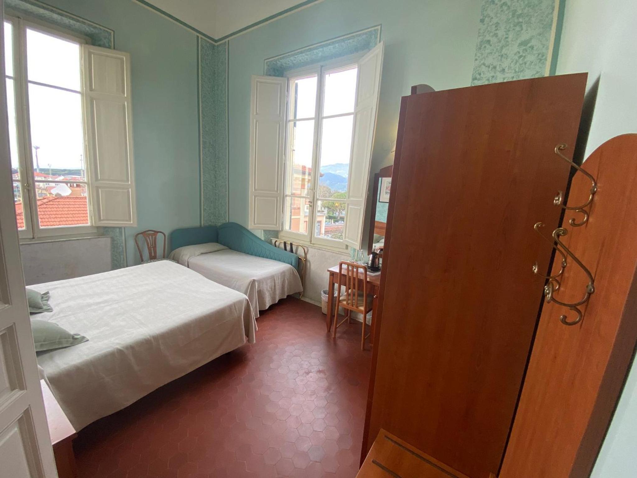 Triple Room with Sea View photo 2