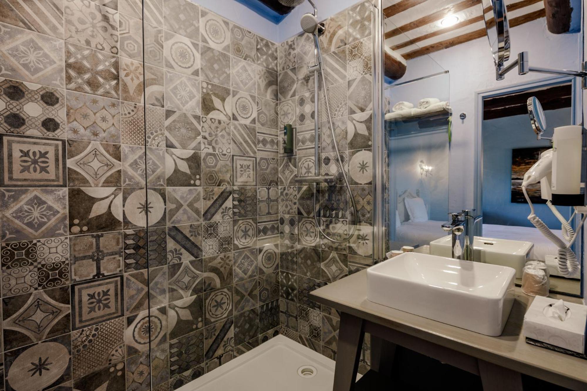 Camargue Double Room - Photo 7