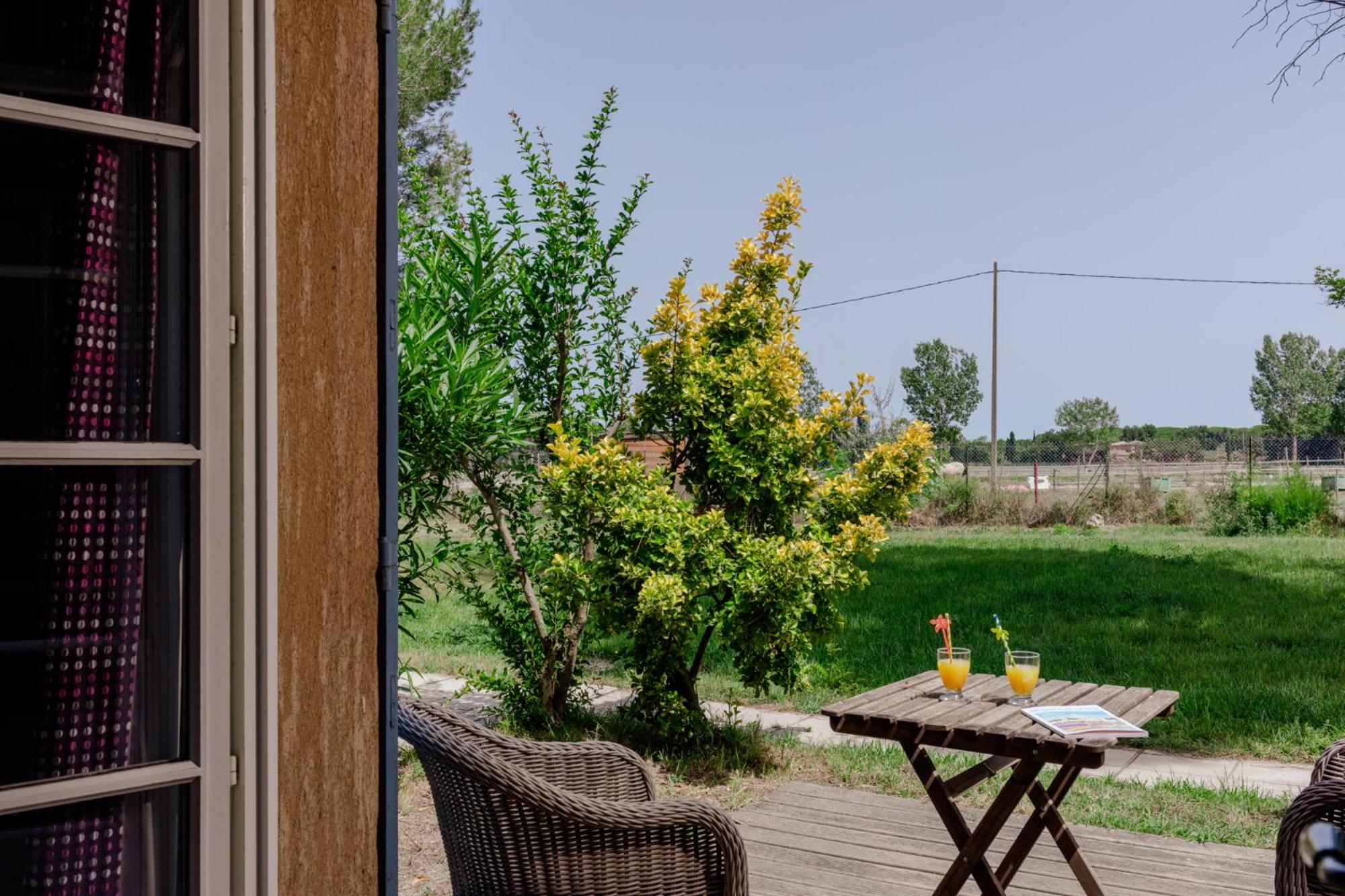 Camargue Double Room - Photo 8