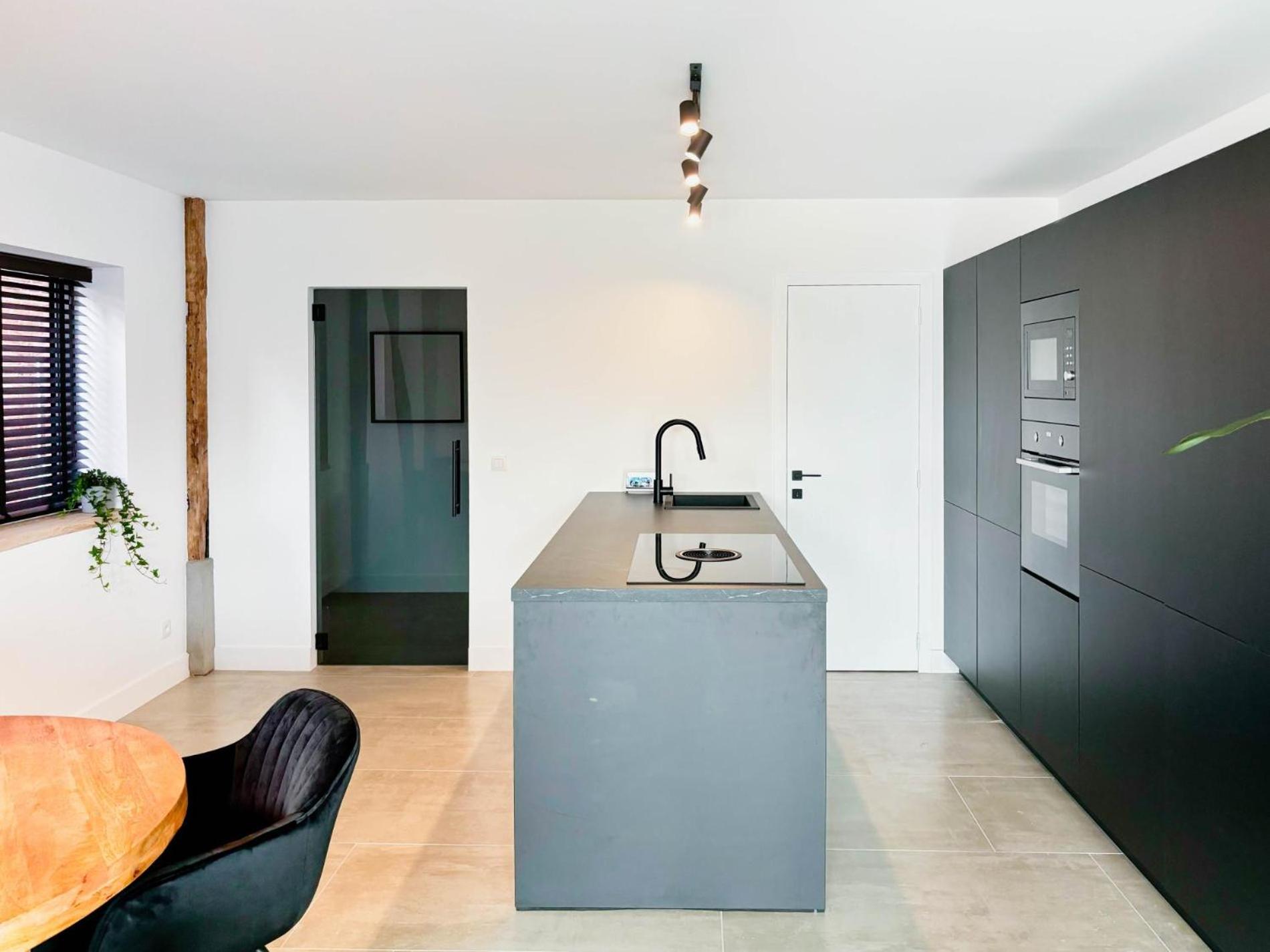 Two-Bedroom House photo 3