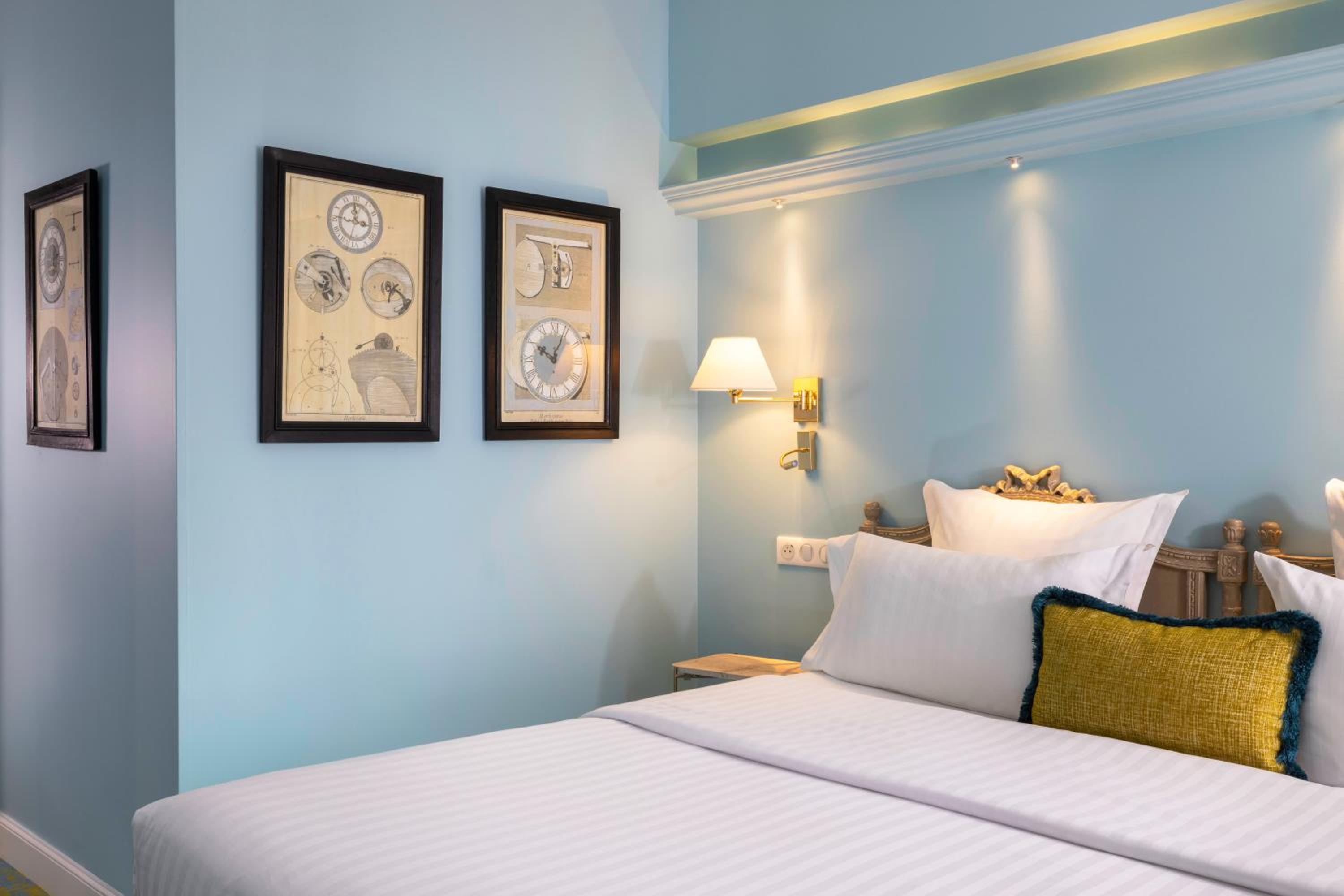 Superior Double or Twin Room photo 2
