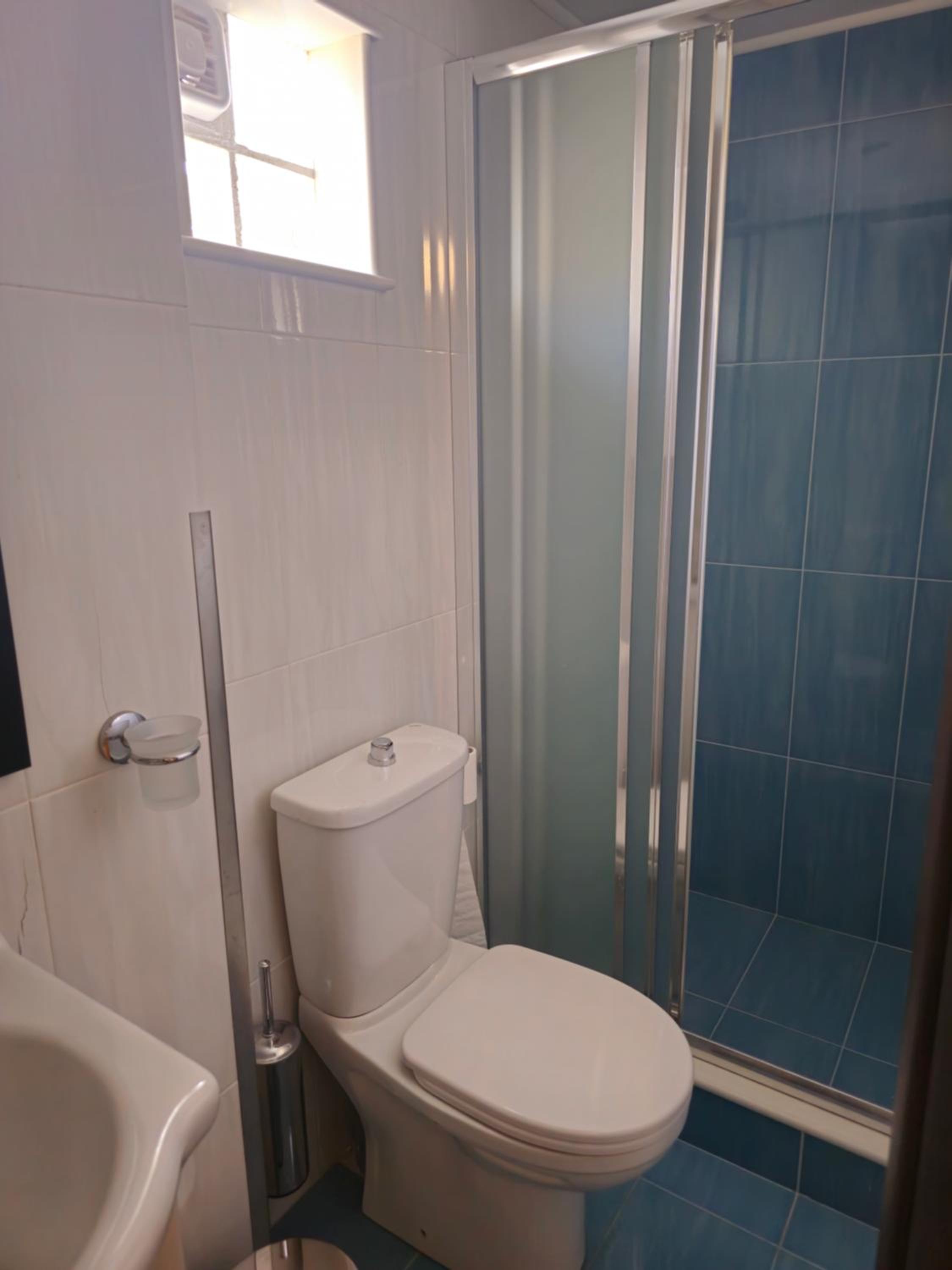 One-Bedroom House photo 3
