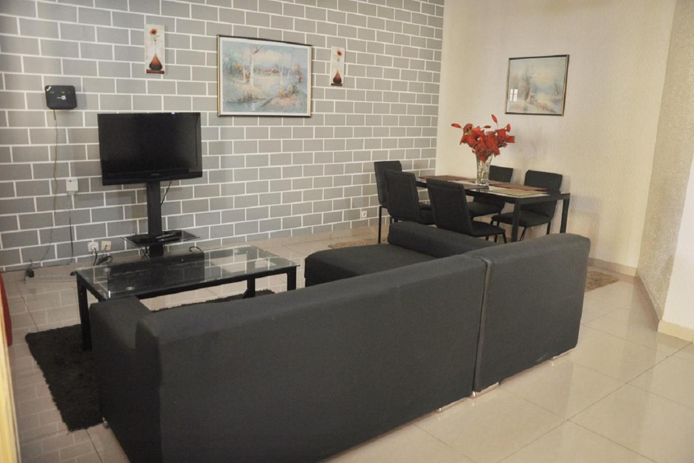 Two-Bedroom House photo 1