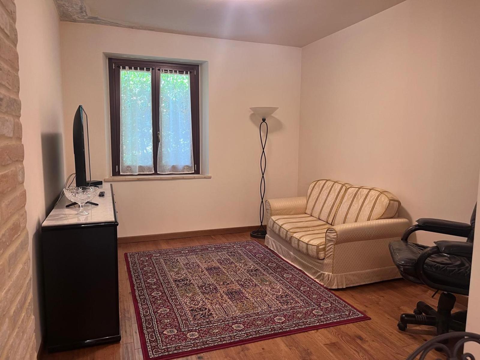 One-Bedroom Apartment photo 3