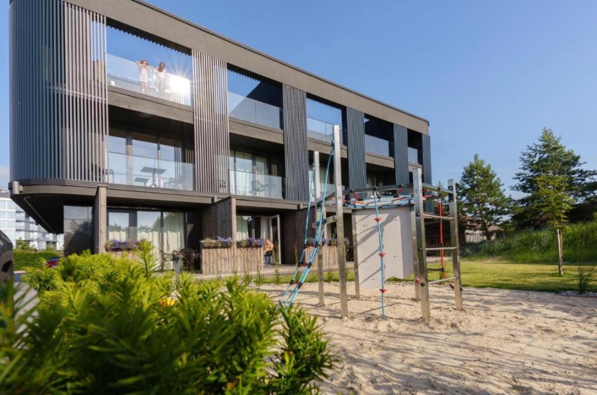 Apartment with Terrace - Photo 2