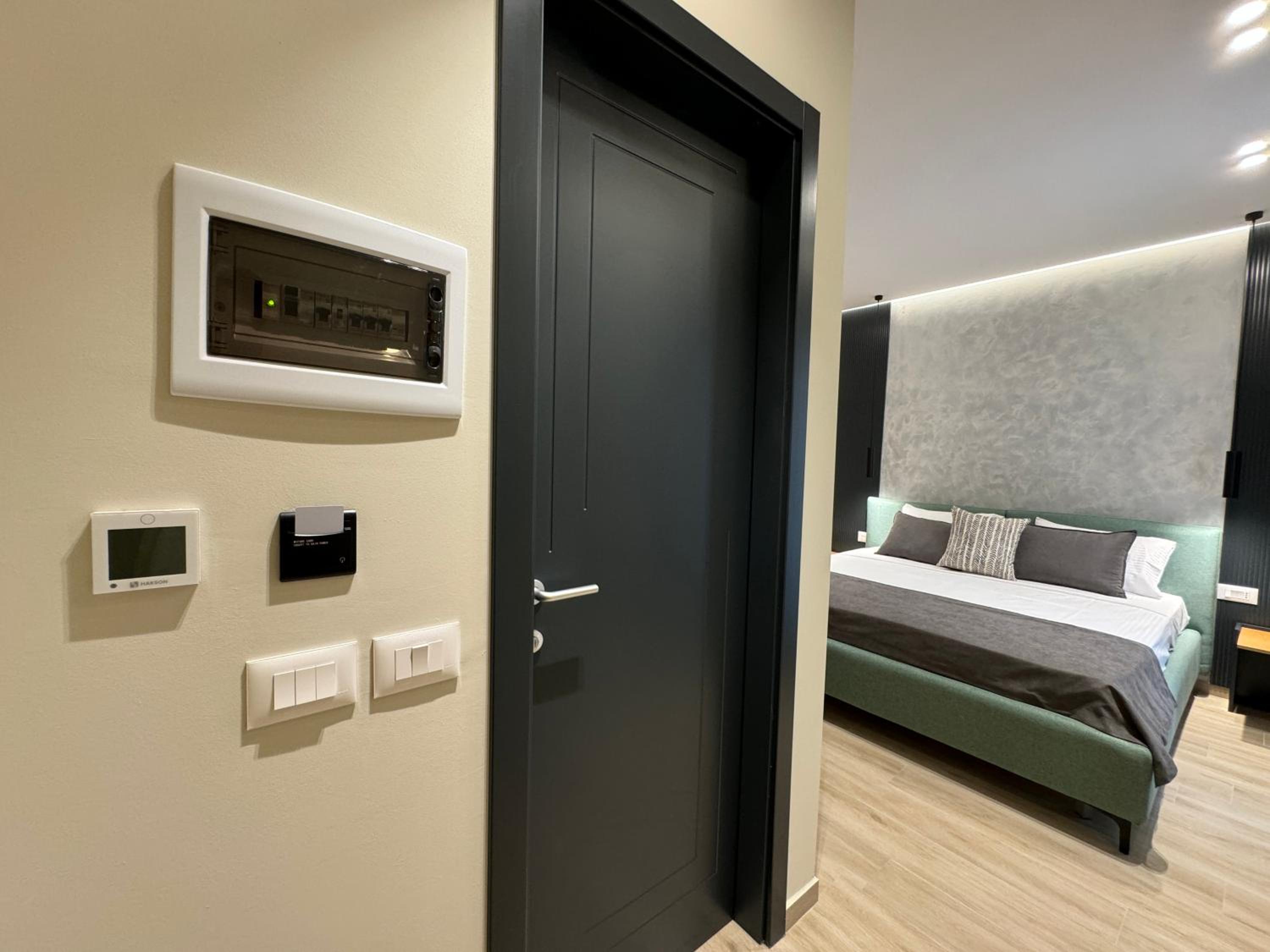 Deluxe Double Room with Balcony, photo 7