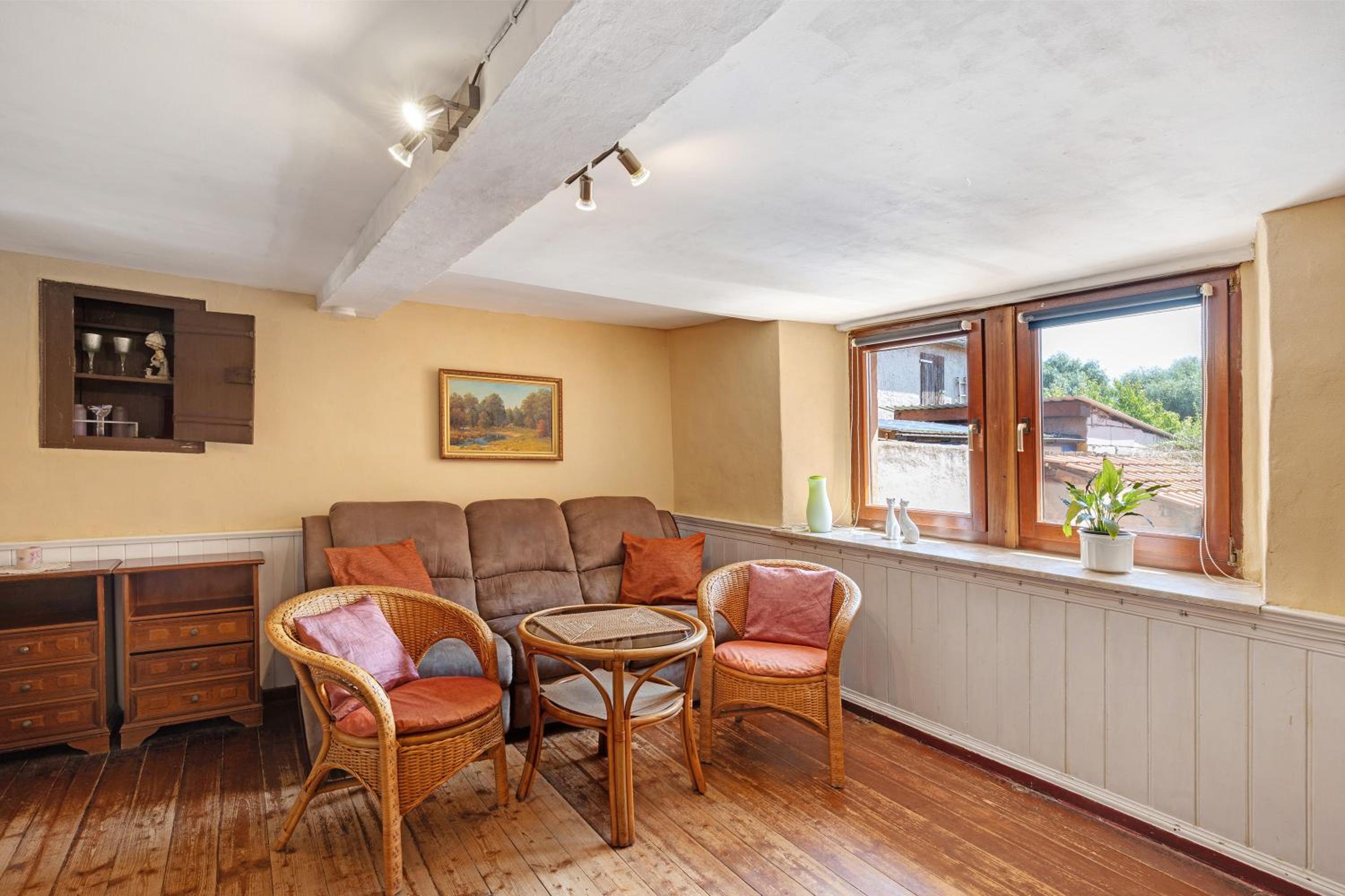 Three-Bedroom House photo 3