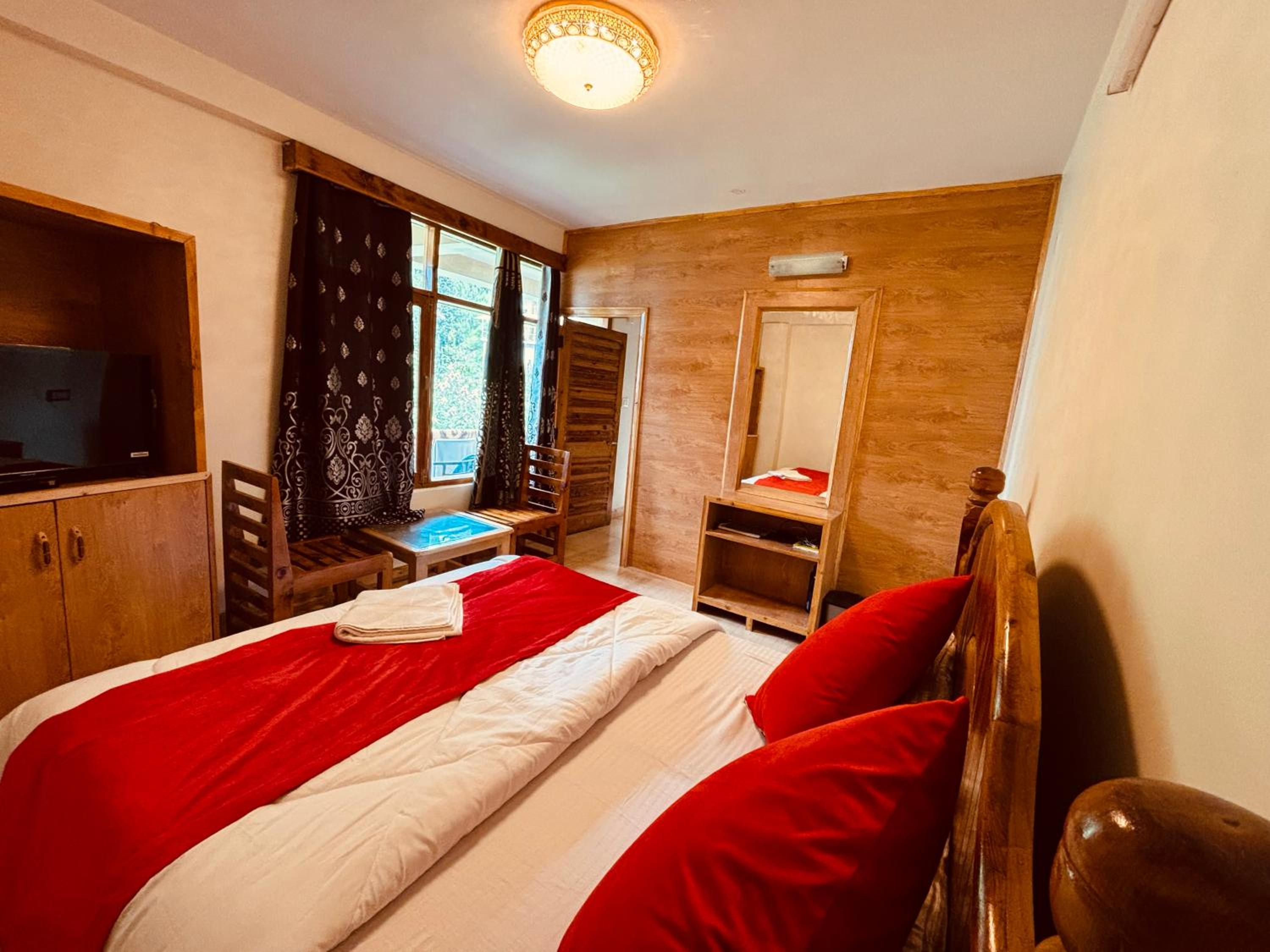 Deluxe Family Suite