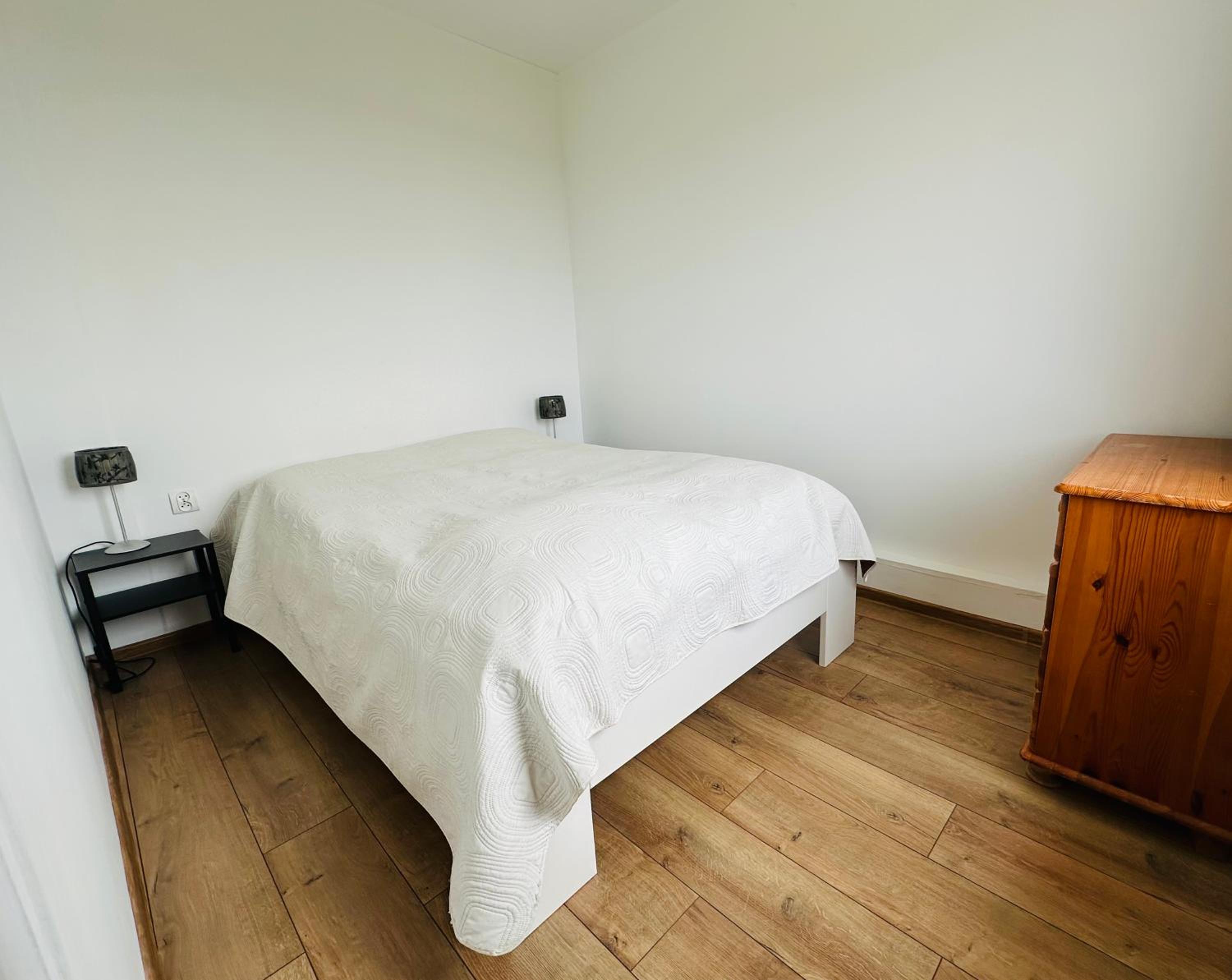 One-Bedroom Apartment with Sea View - Photo 1