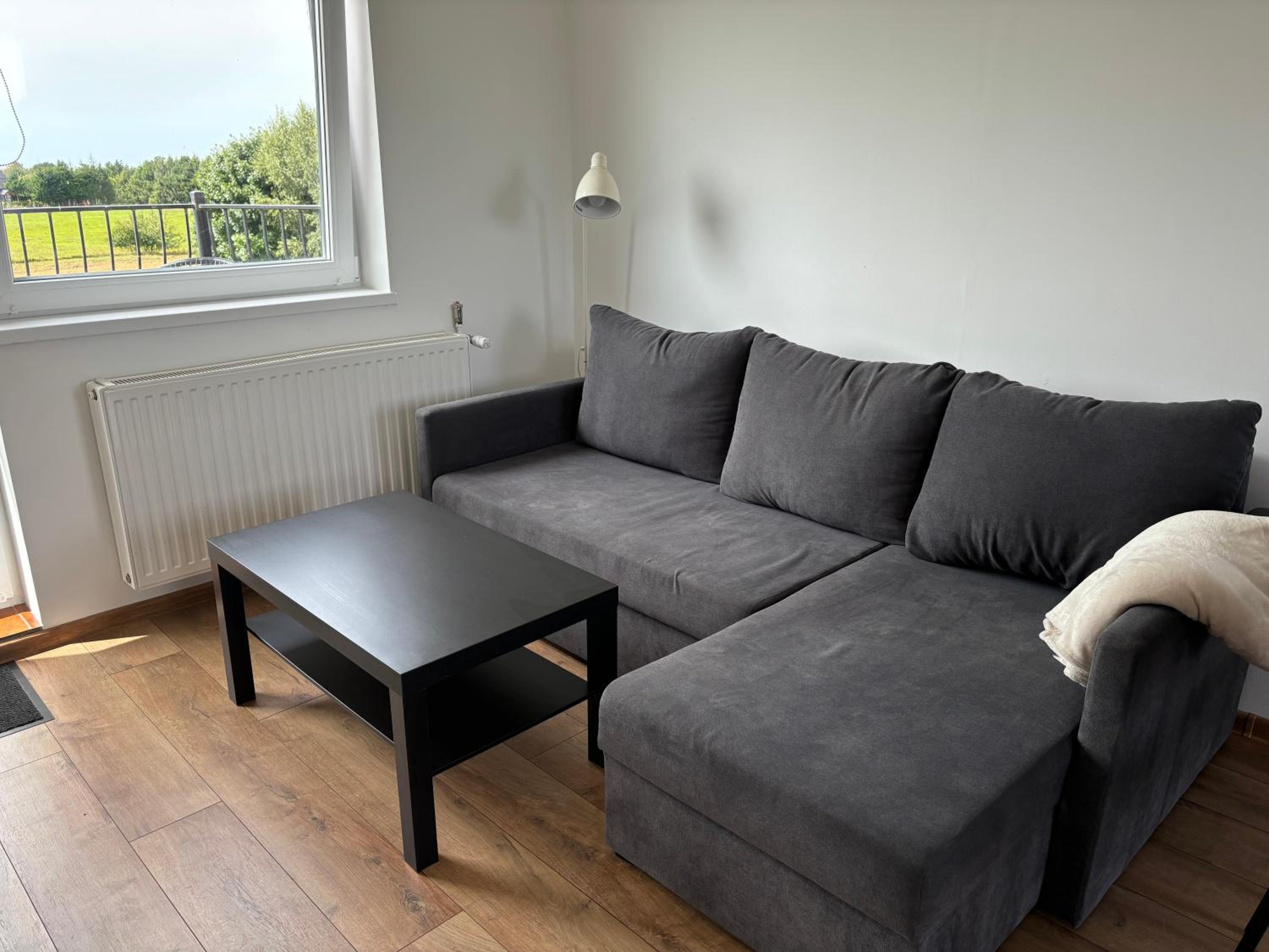 One-Bedroom Apartment with Sea View - Photo 2