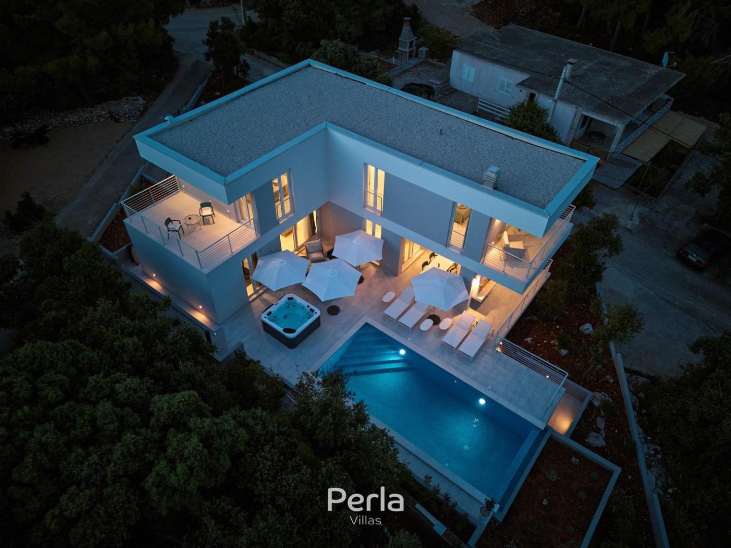 Villa With Private Pool photo 2
