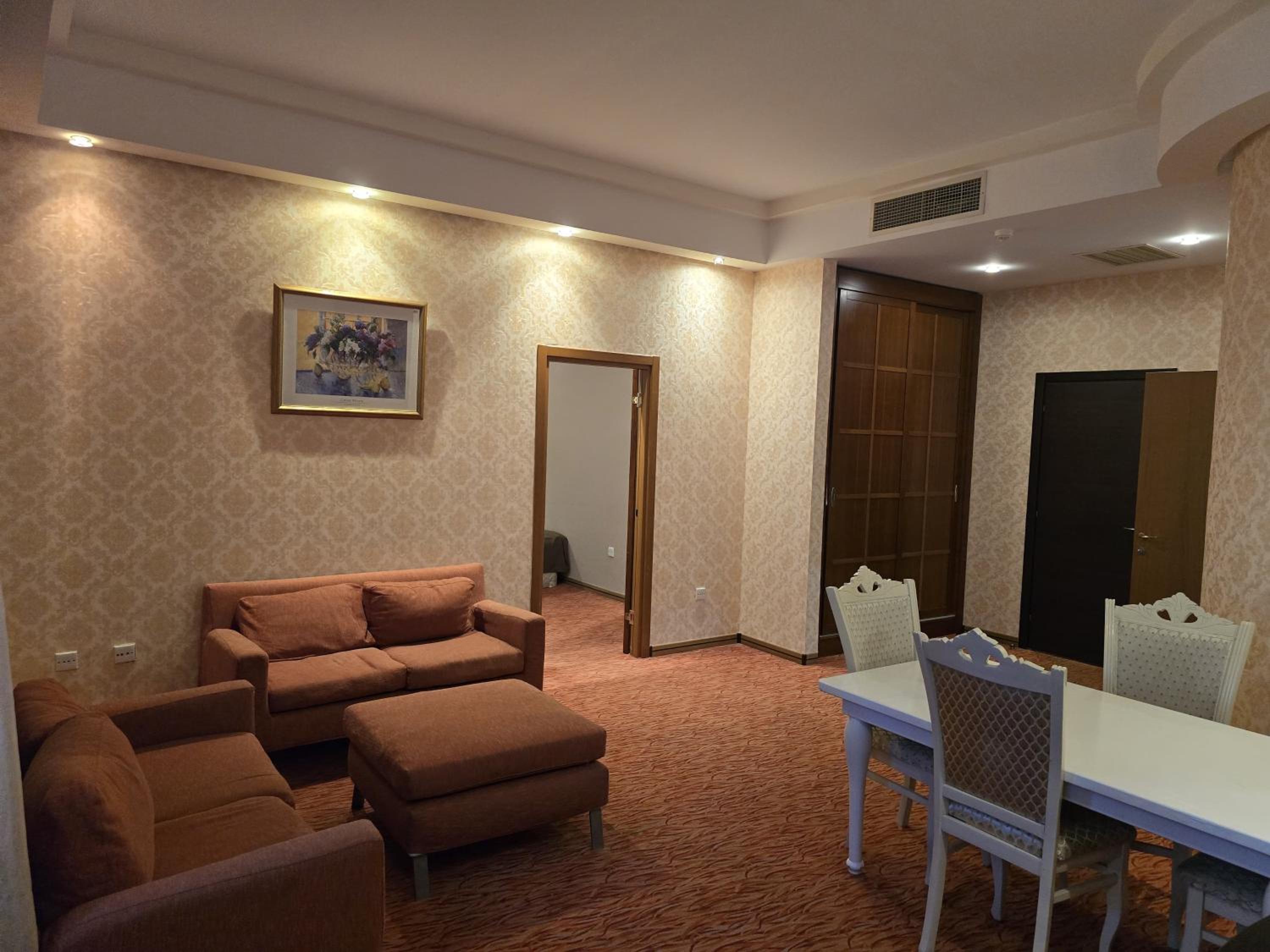 Standard Suite