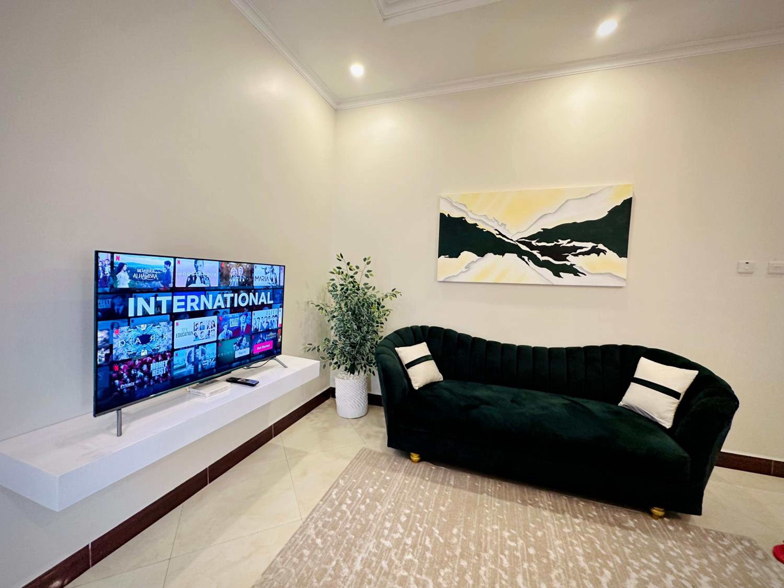 One-Bedroom Apartment