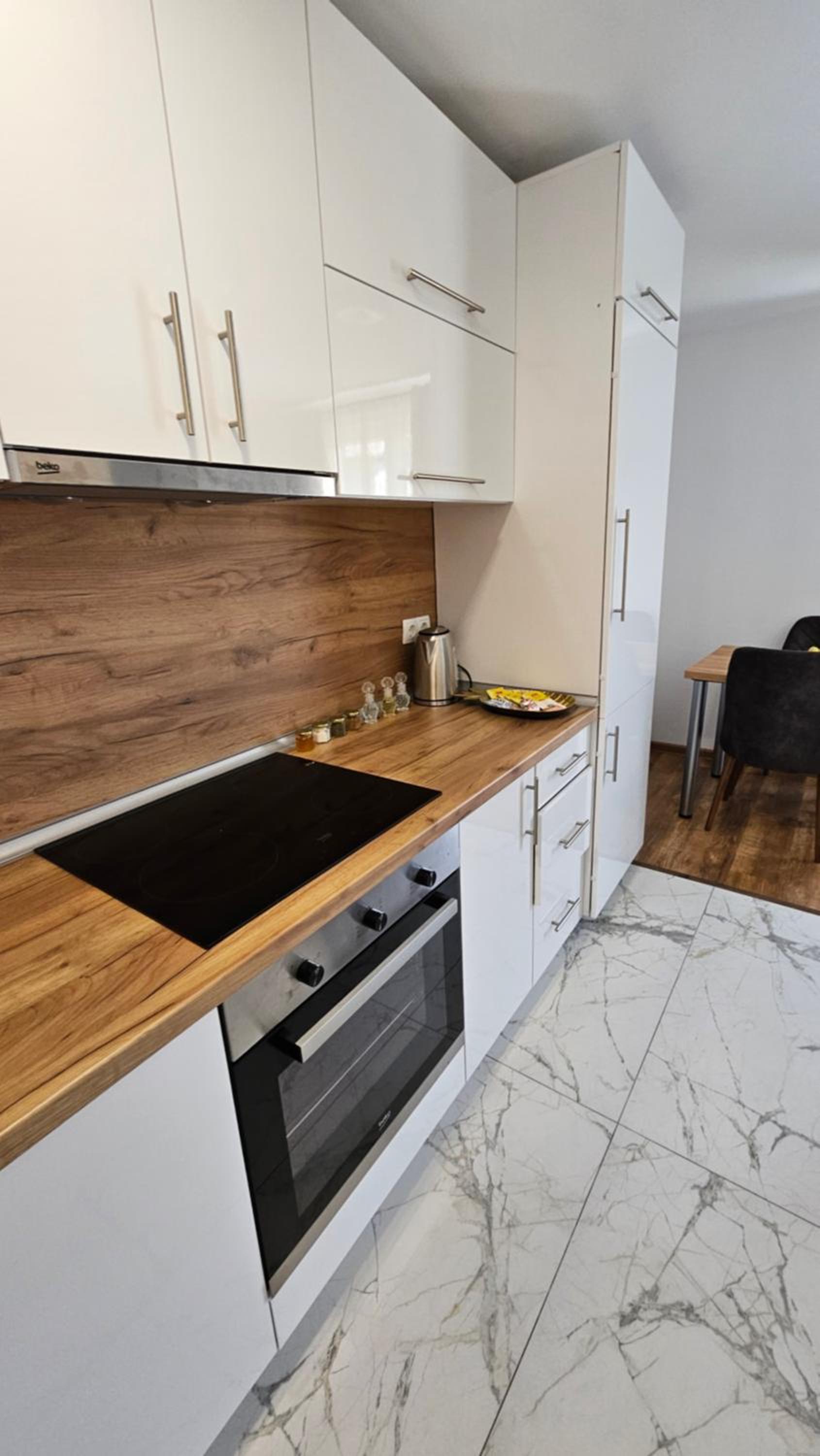 Apartment photo 1