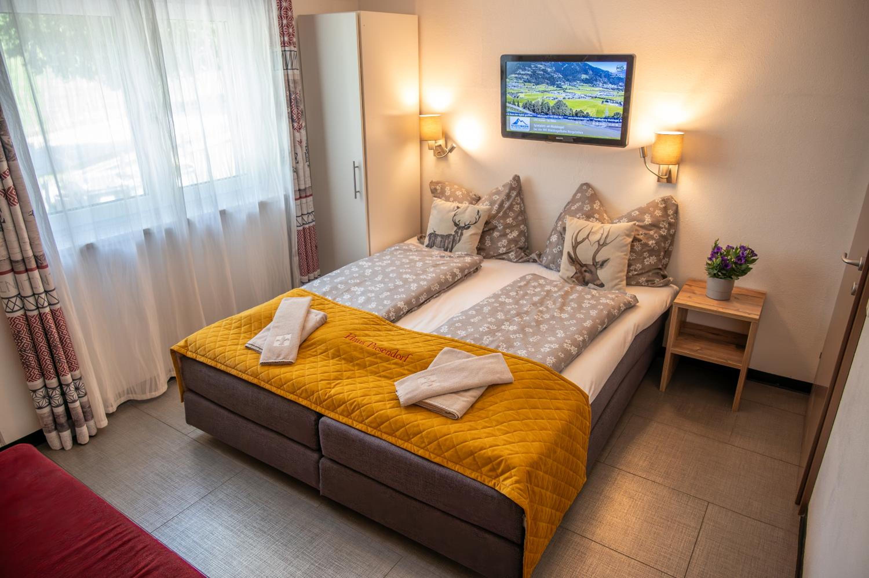 Comfort Two-Bedroom Apartment with Balcony