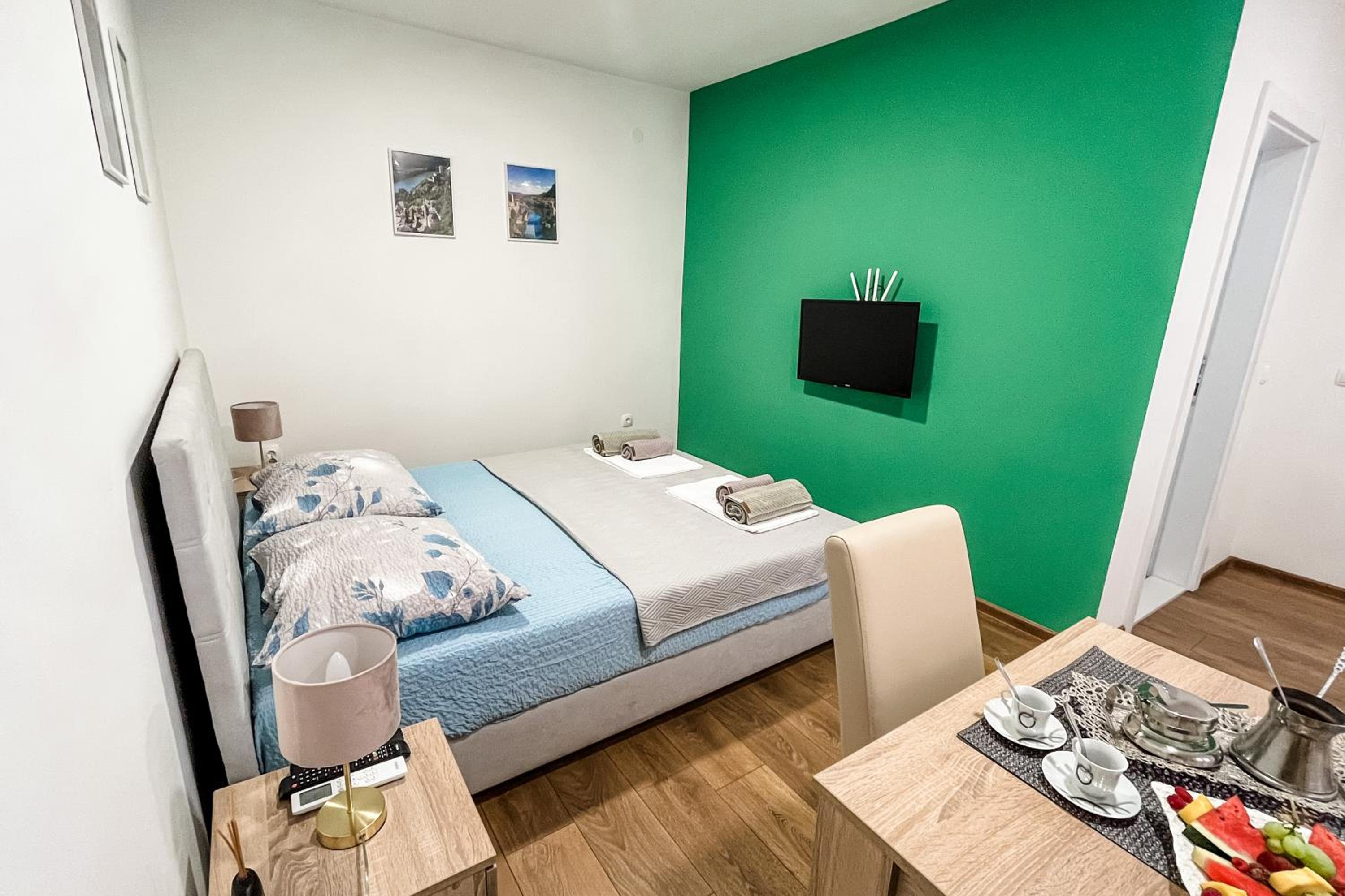 Studio Apartment