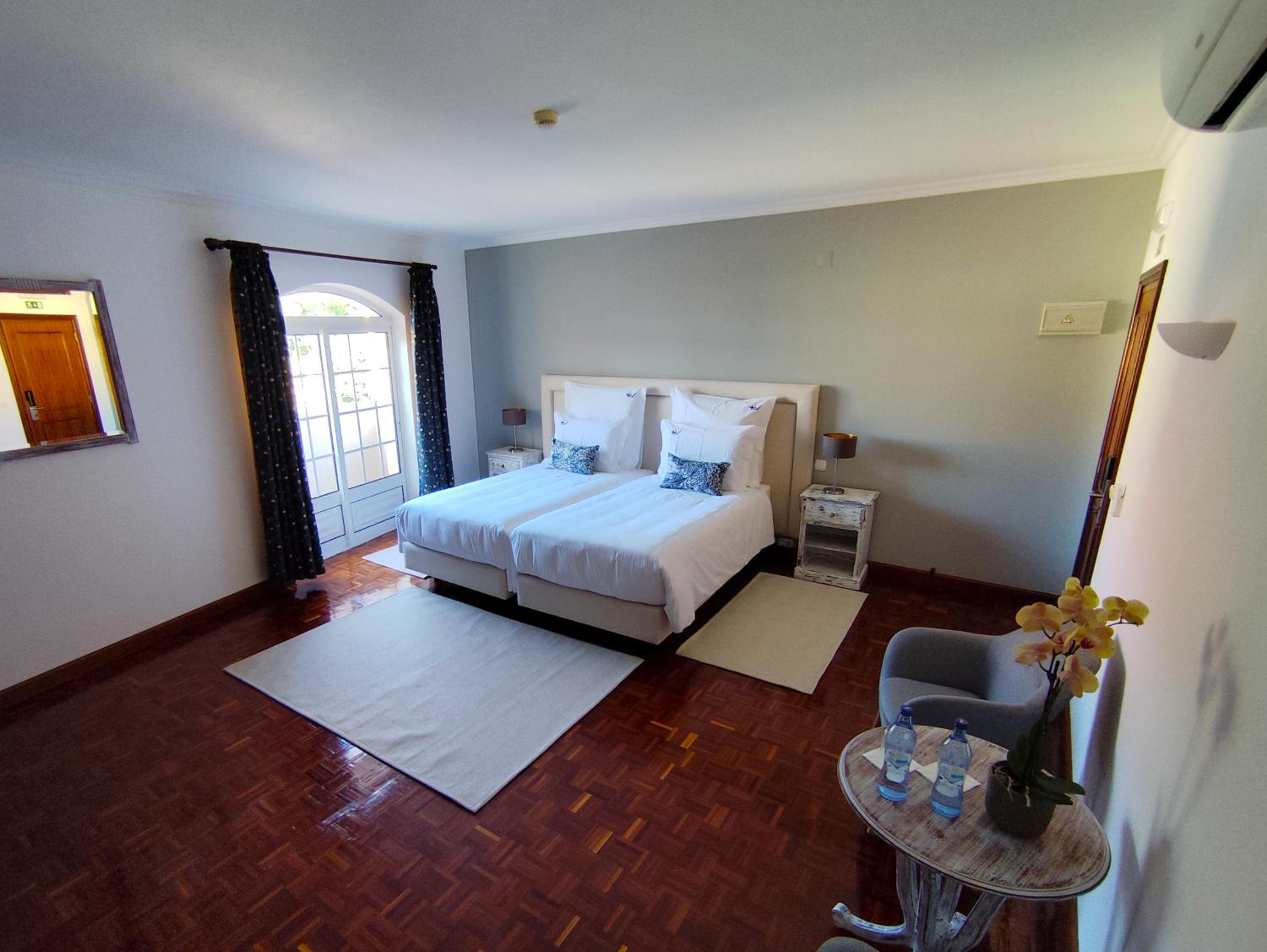 Double or Twin Room - Disability Access photo 3