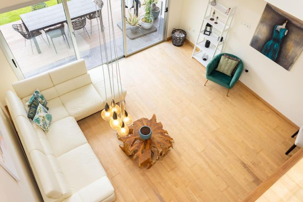 Villa photo 3