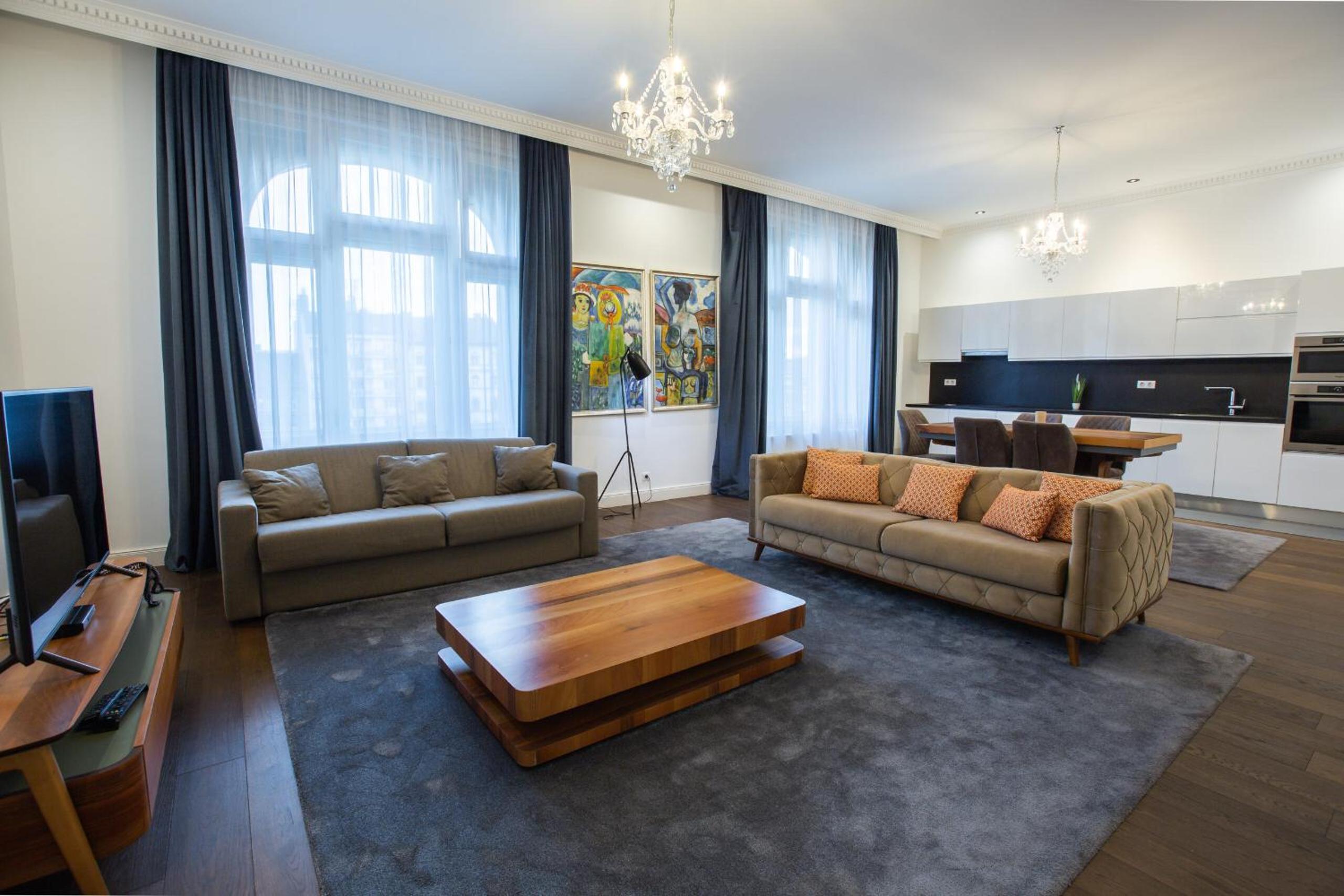 Deluxe Apartment - Photo 2