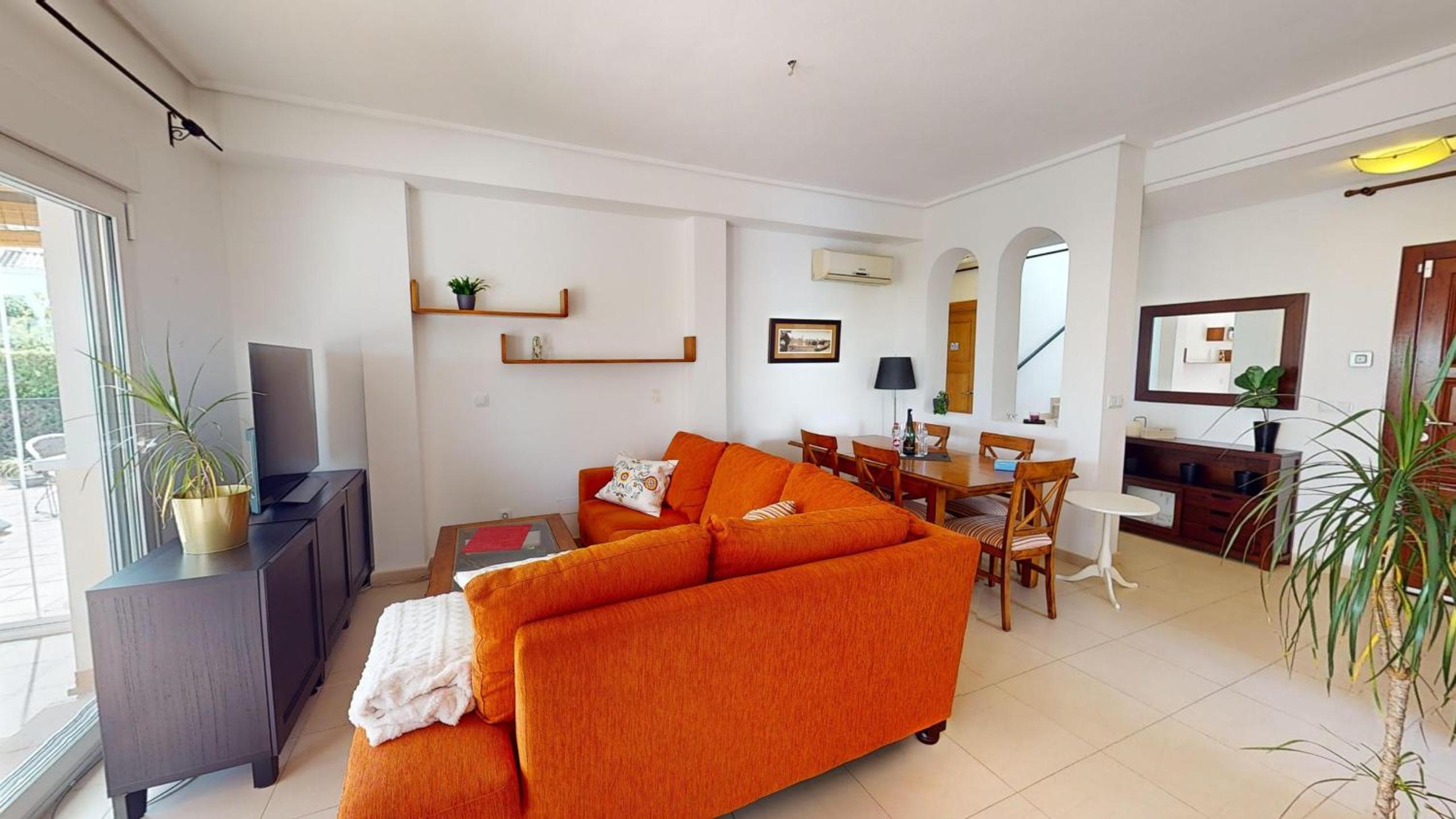 Villa de Tres Habitaciones