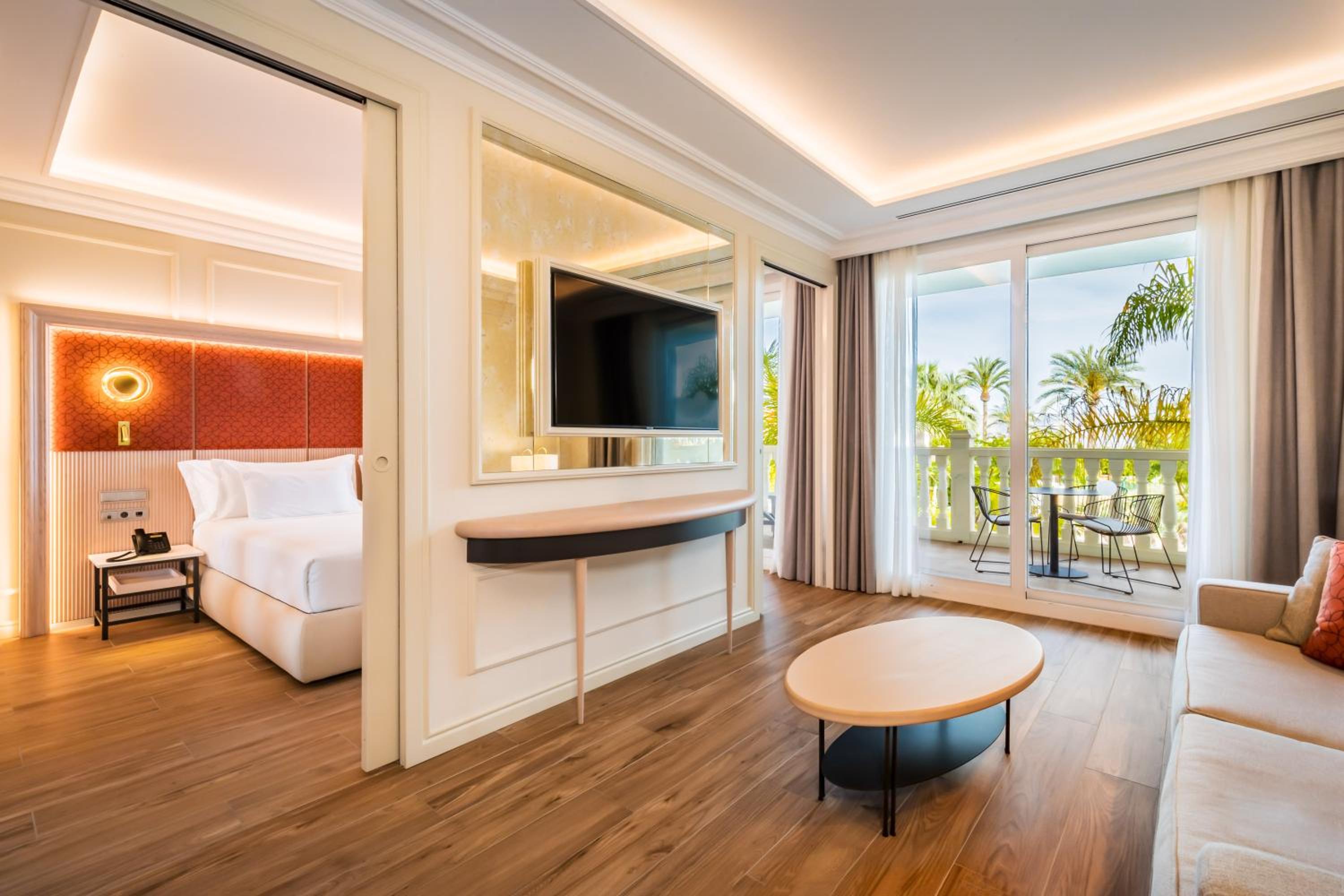 Junior Suite - Photo 1