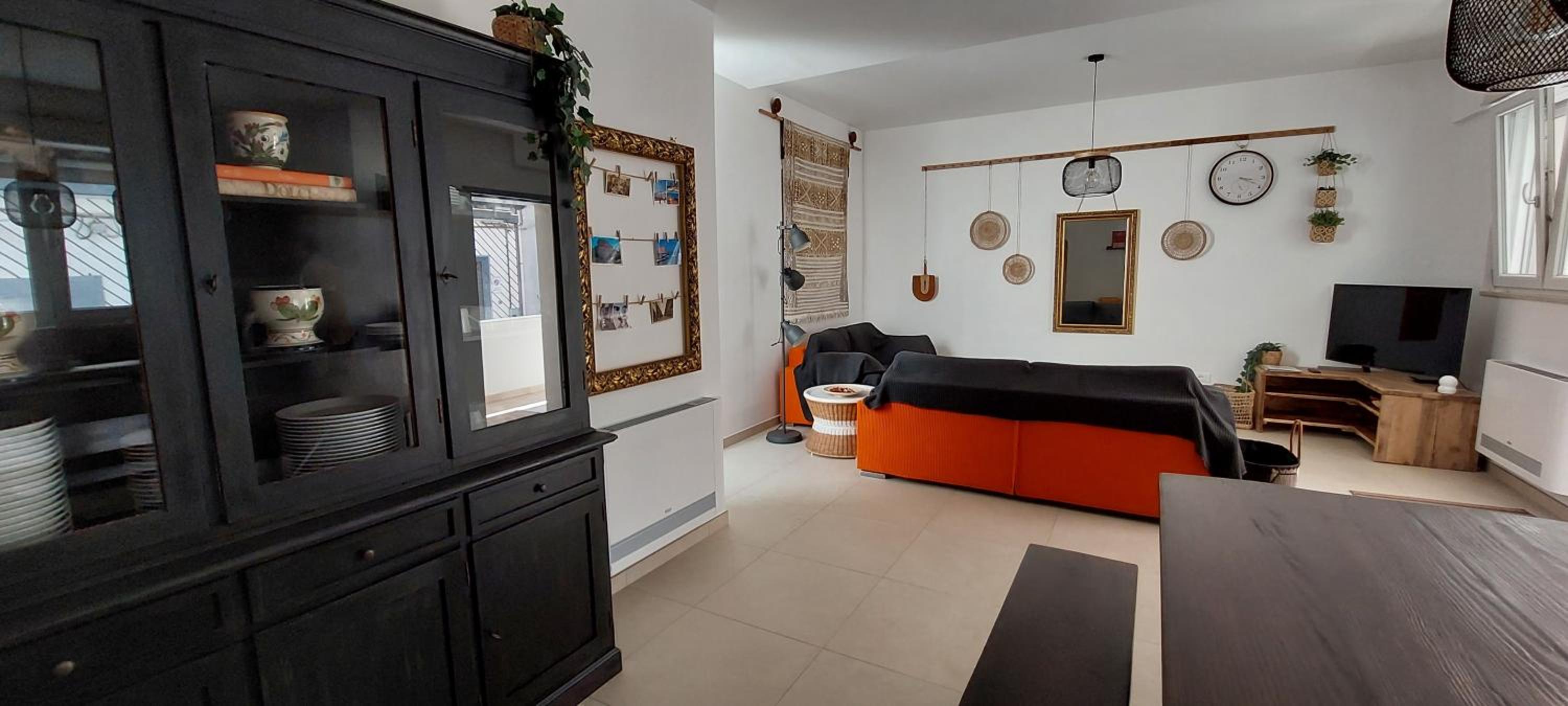 Three-Bedroom Apartment photo 1