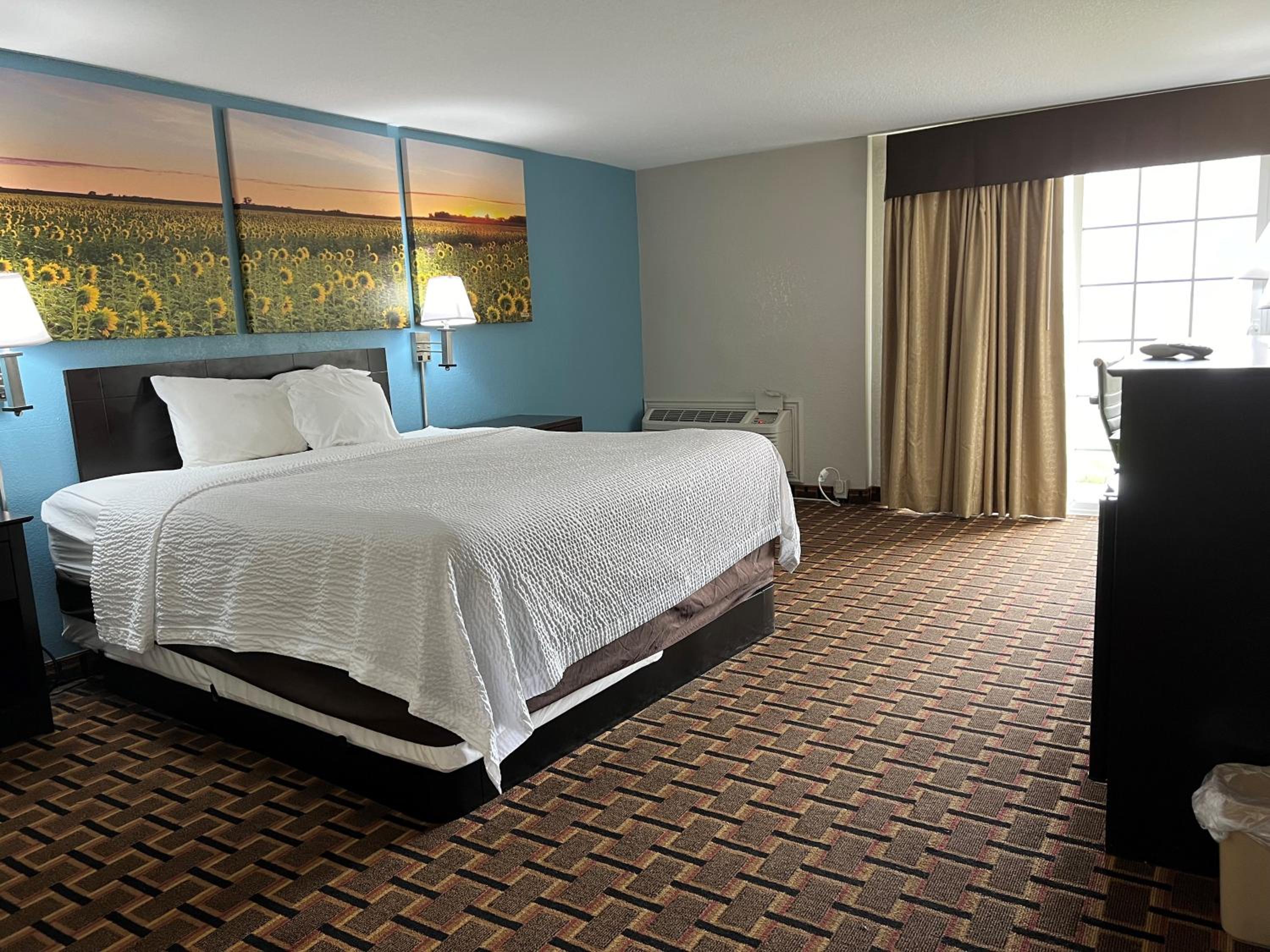 King Room - Mobility Access/Non-Smoking - Photo 5