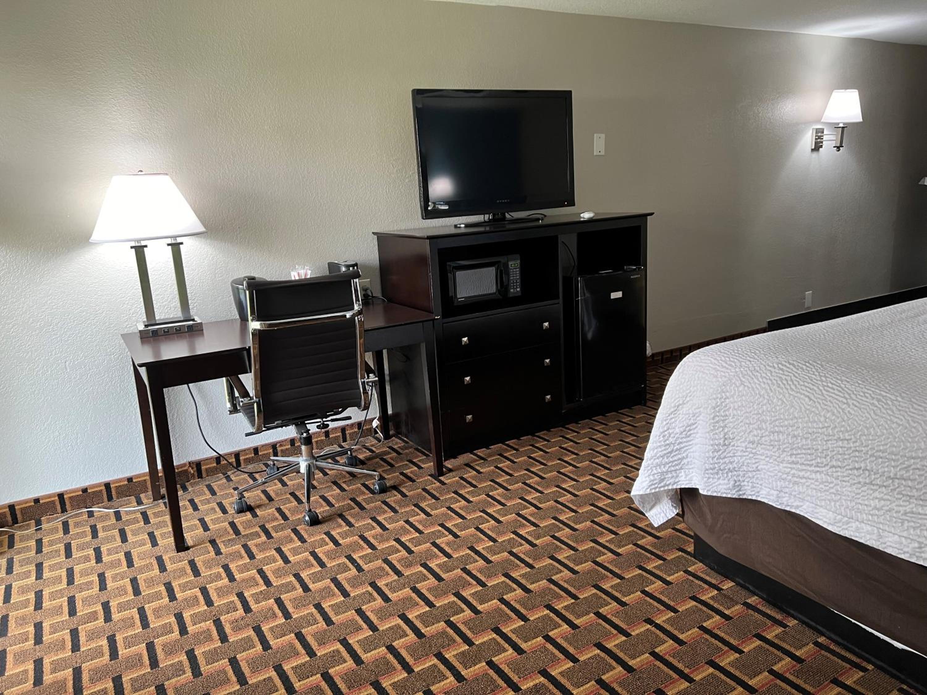 King Room - Mobility Access/Non-Smoking - Photo 6