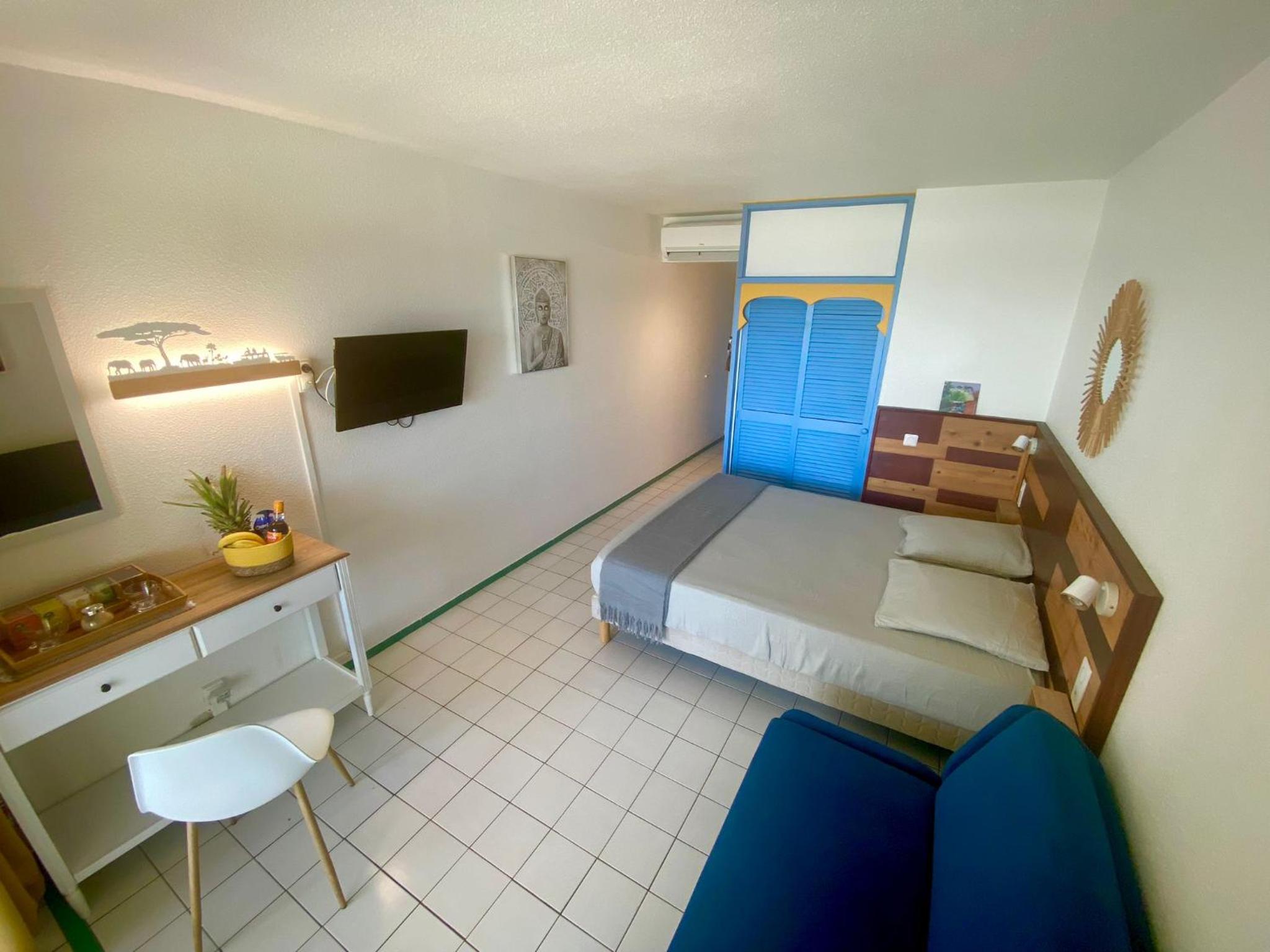 Apartment photo 2