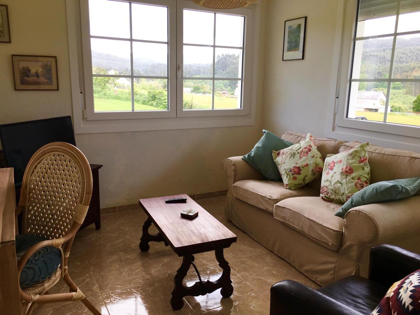 Villa de Tres Habitaciones