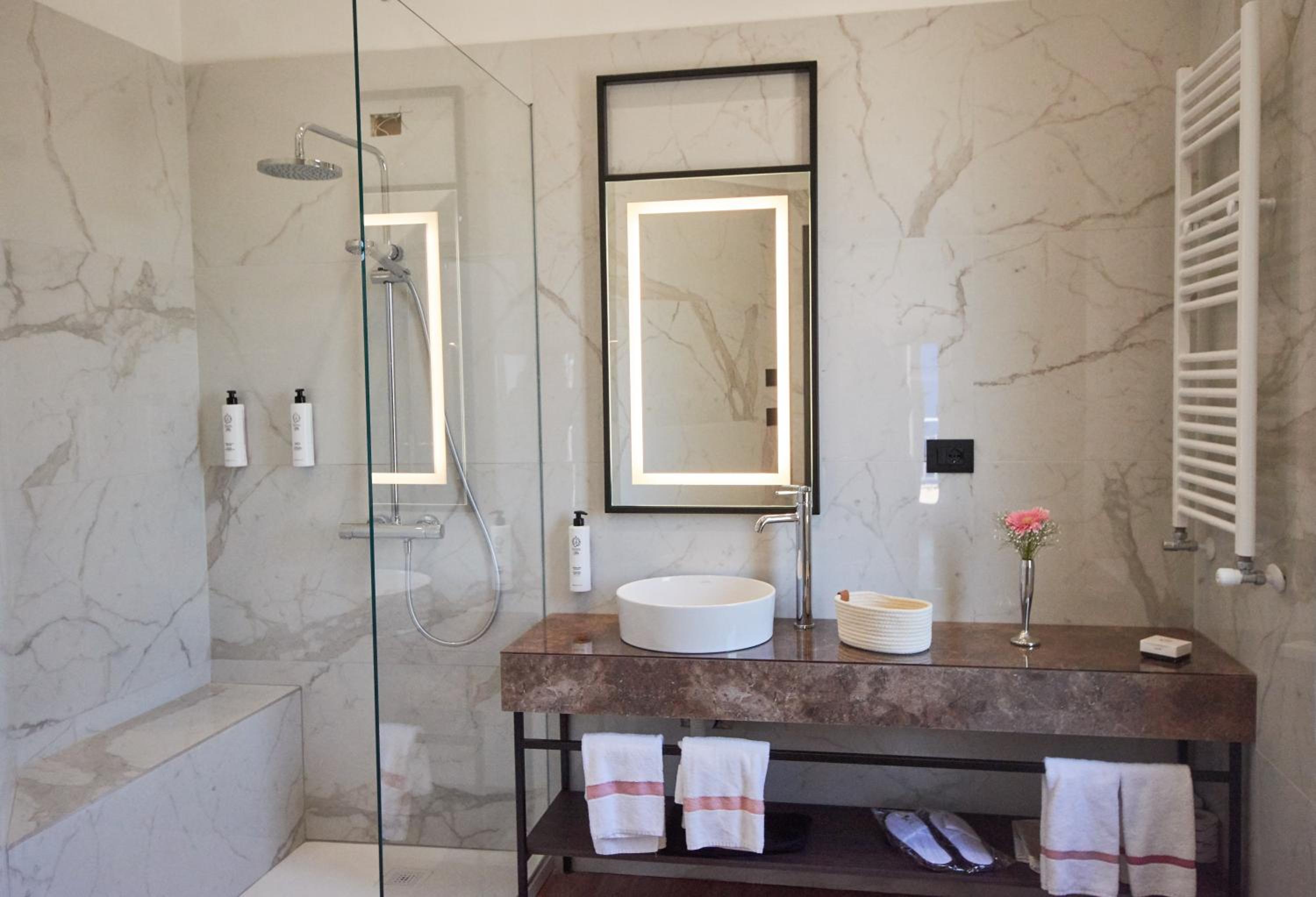 Superior Double Room - Photo 6