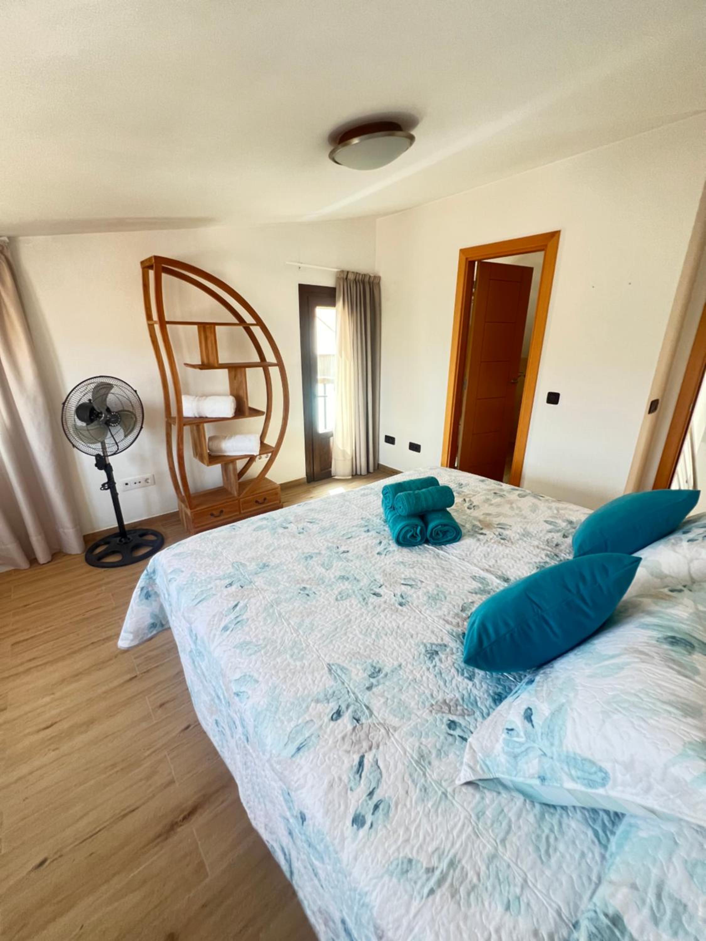 Casa de cuatro habitaciones