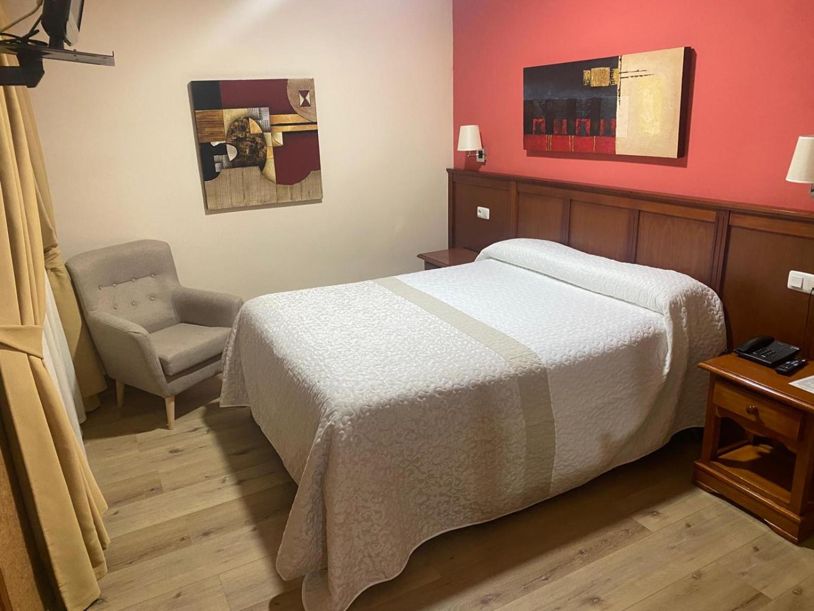 Classic Double Room (1 Adult)