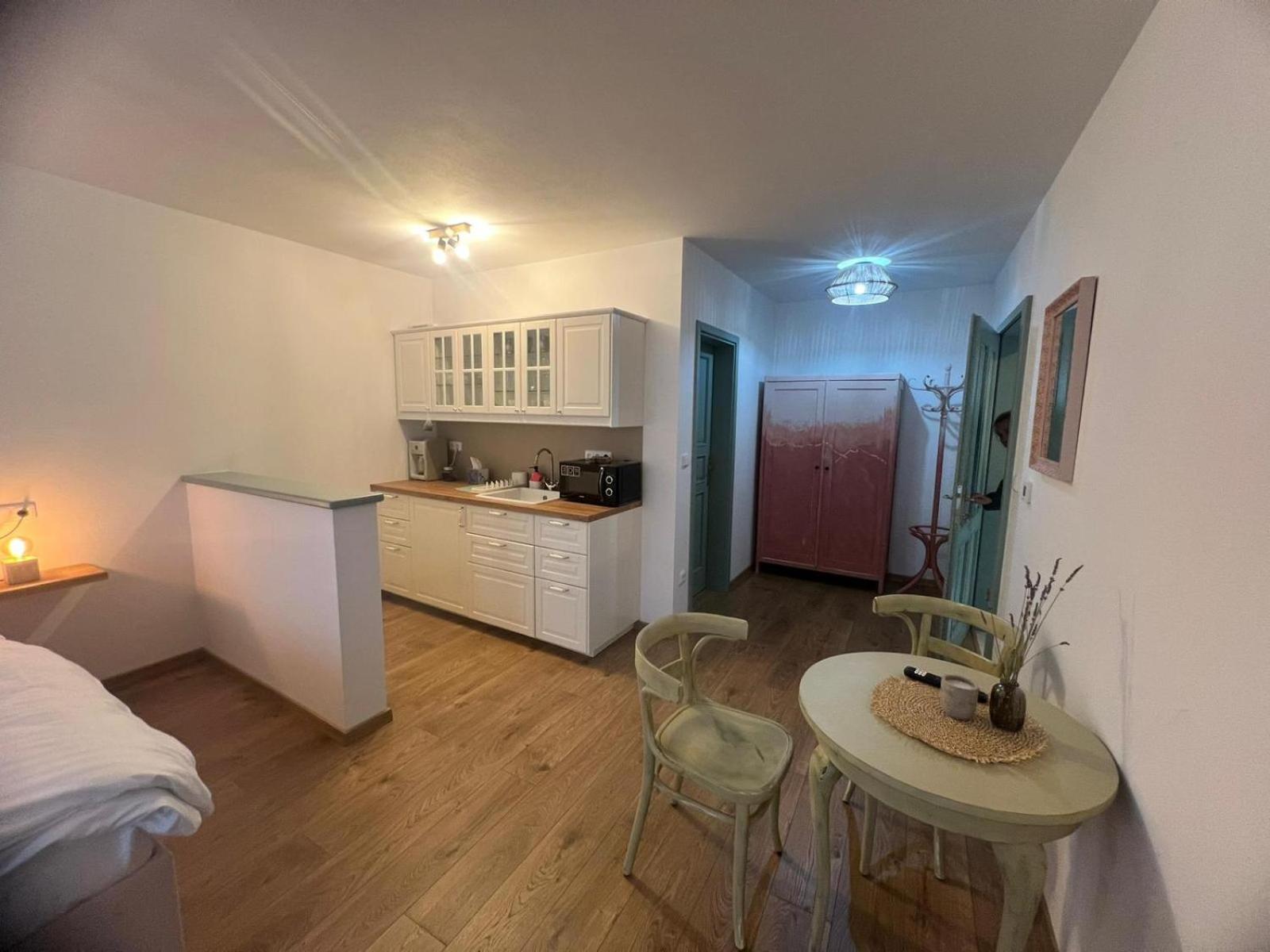 Standard Apartment photo 3