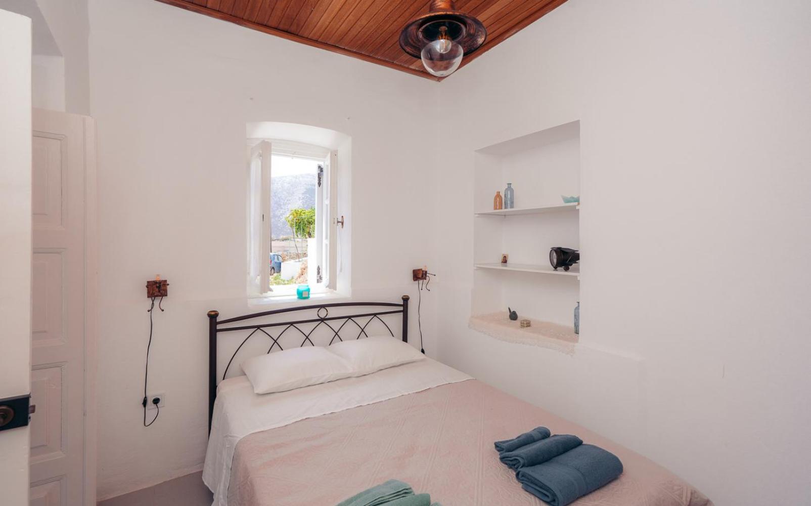 Three-Bedroom Villa photo 3